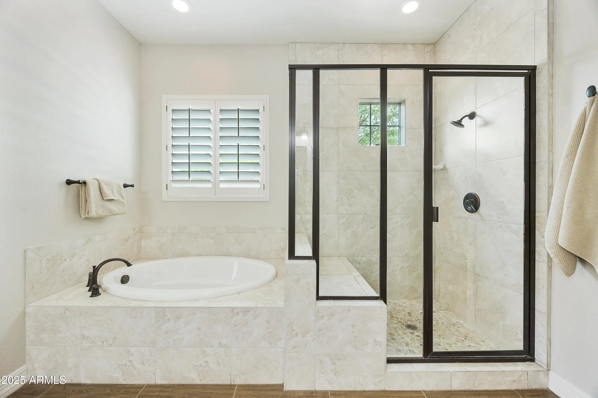 Property Slideshow image 17 of 68 | 10049 e topaz ave, Mesa, AZ, 85212