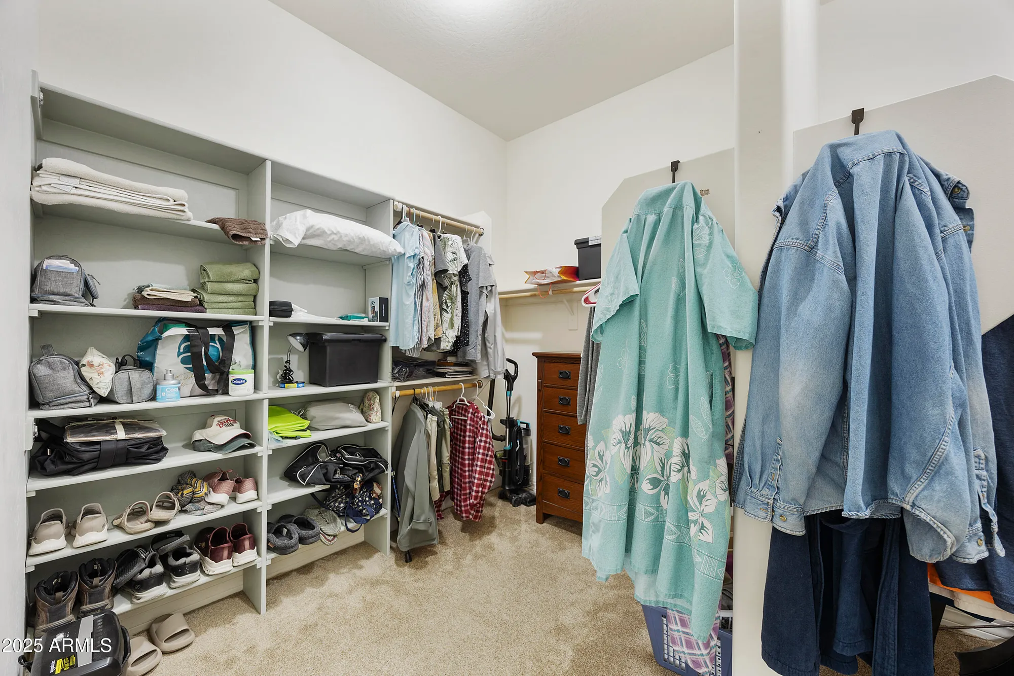 Property Slideshow image 20 of 68 | 10049 e topaz ave, Mesa, AZ, 85212