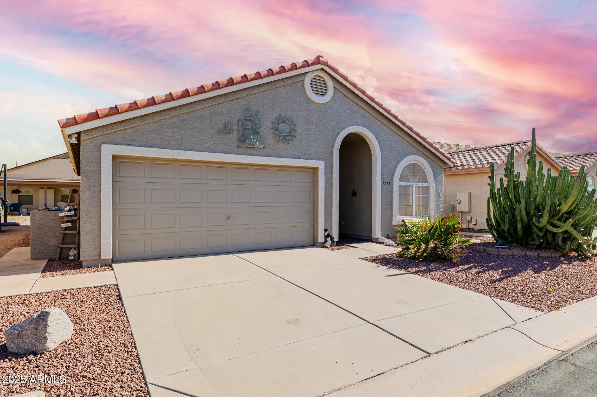 Property Slideshow image 1 of 49 | 1753 e palm beach dr, Chandler, AZ, 85249