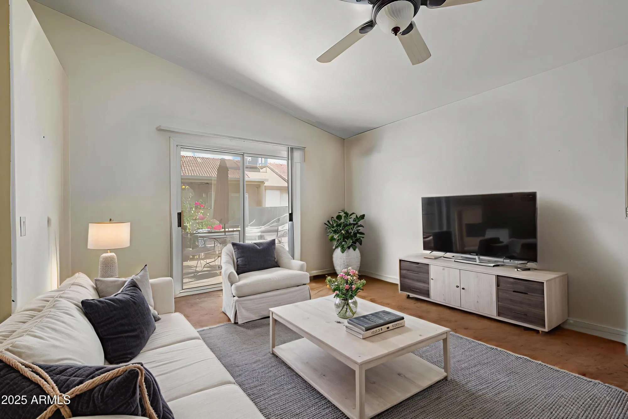 Property Slideshow image 4 of 49 | 1753 e palm beach dr, Chandler, AZ, 85249