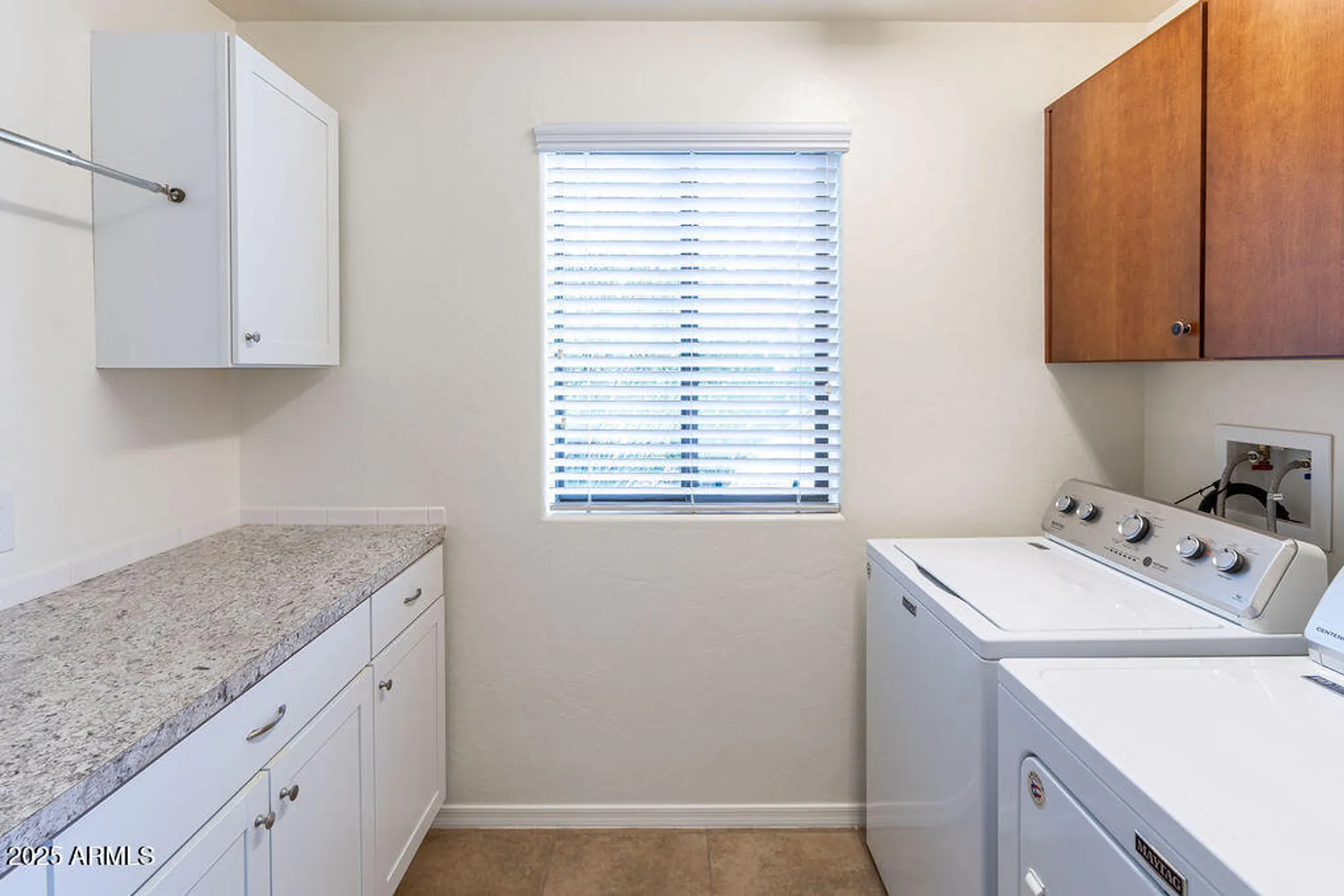 Property Slideshow image 11 of 42 | 762 s clubhouse ln, Sierra Vista, AZ, 85635