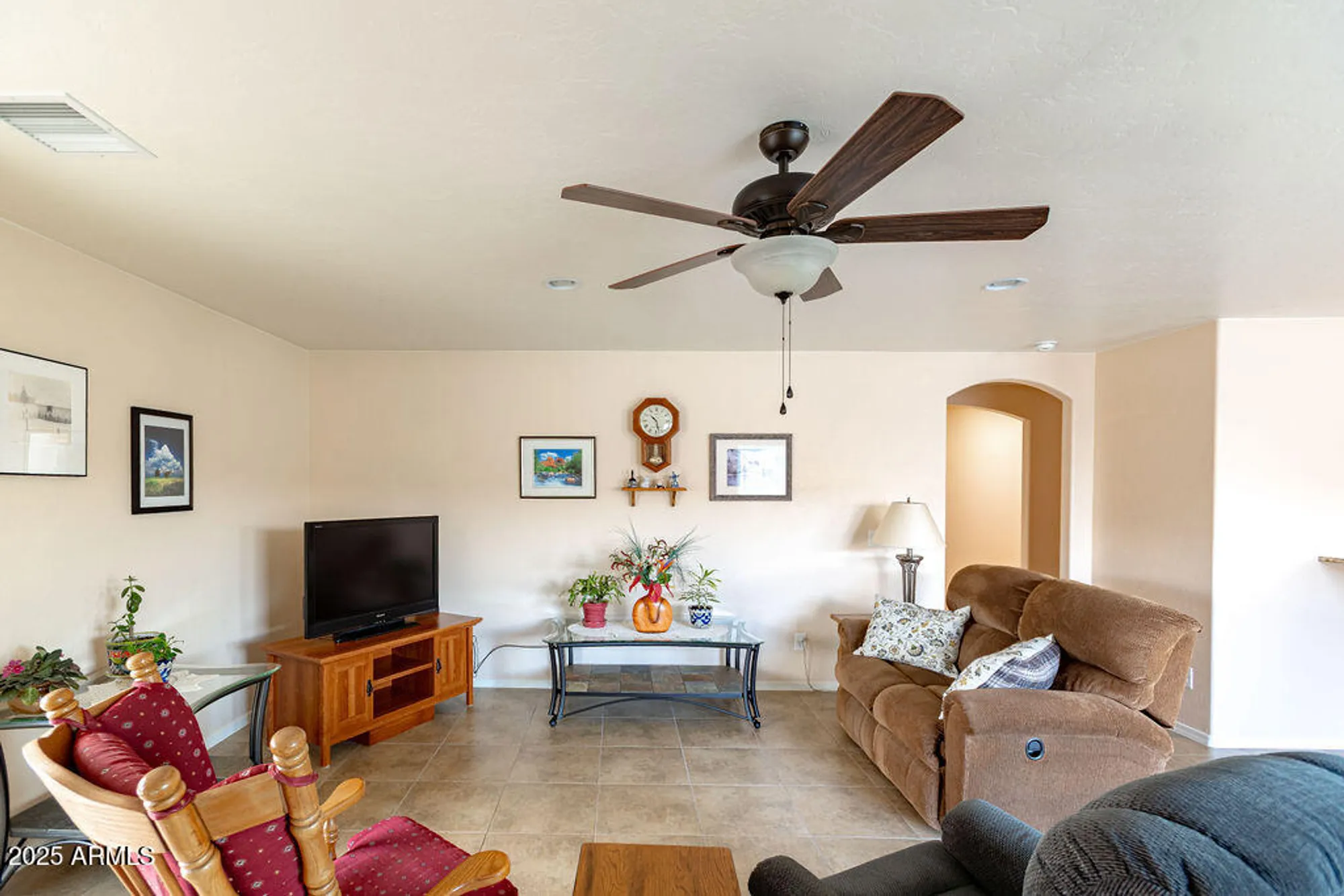 Property Slideshow image 18 of 42 | 762 s clubhouse ln, Sierra Vista, AZ, 85635