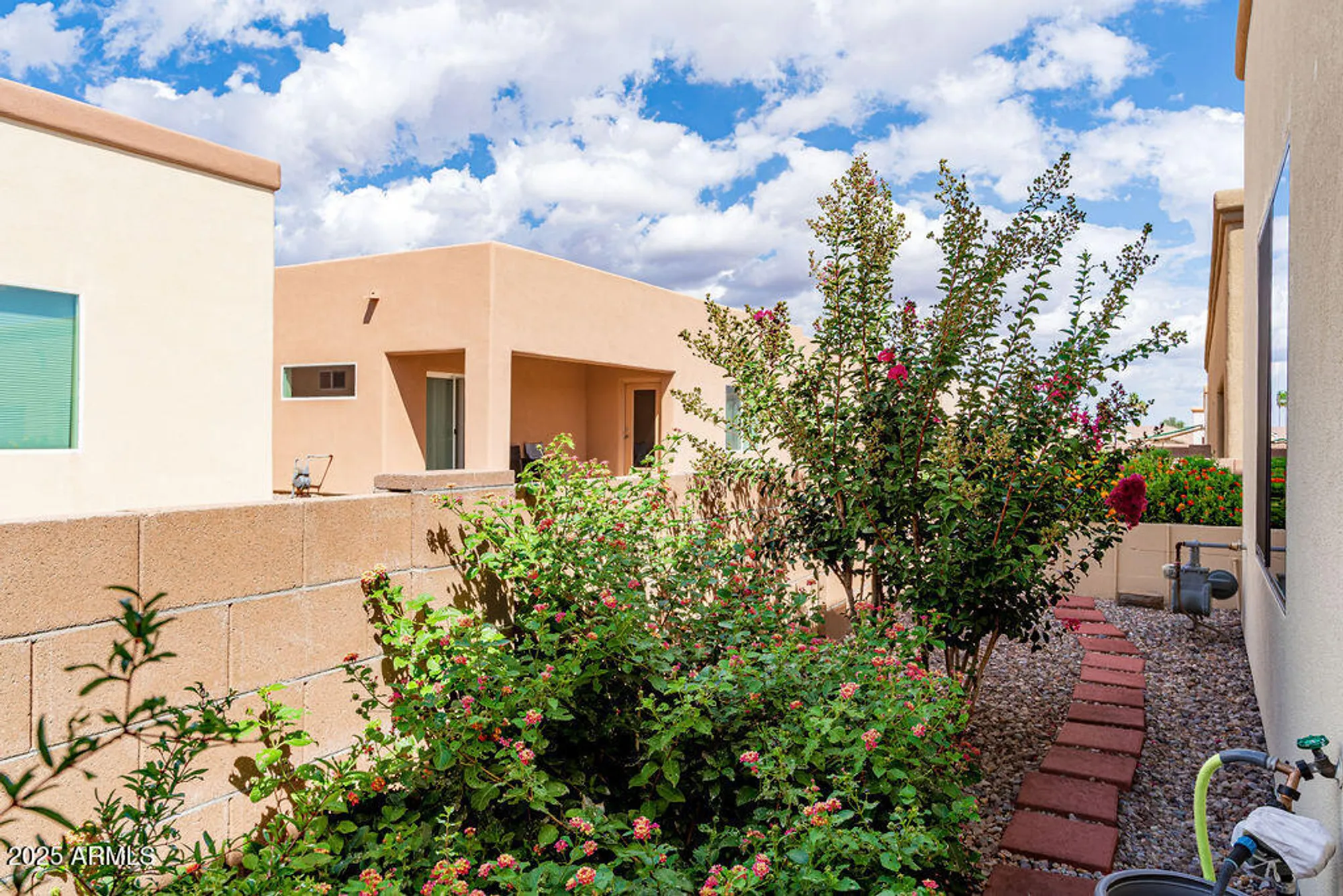Property Slideshow image 37 of 42 | 762 s clubhouse ln, Sierra Vista, AZ, 85635