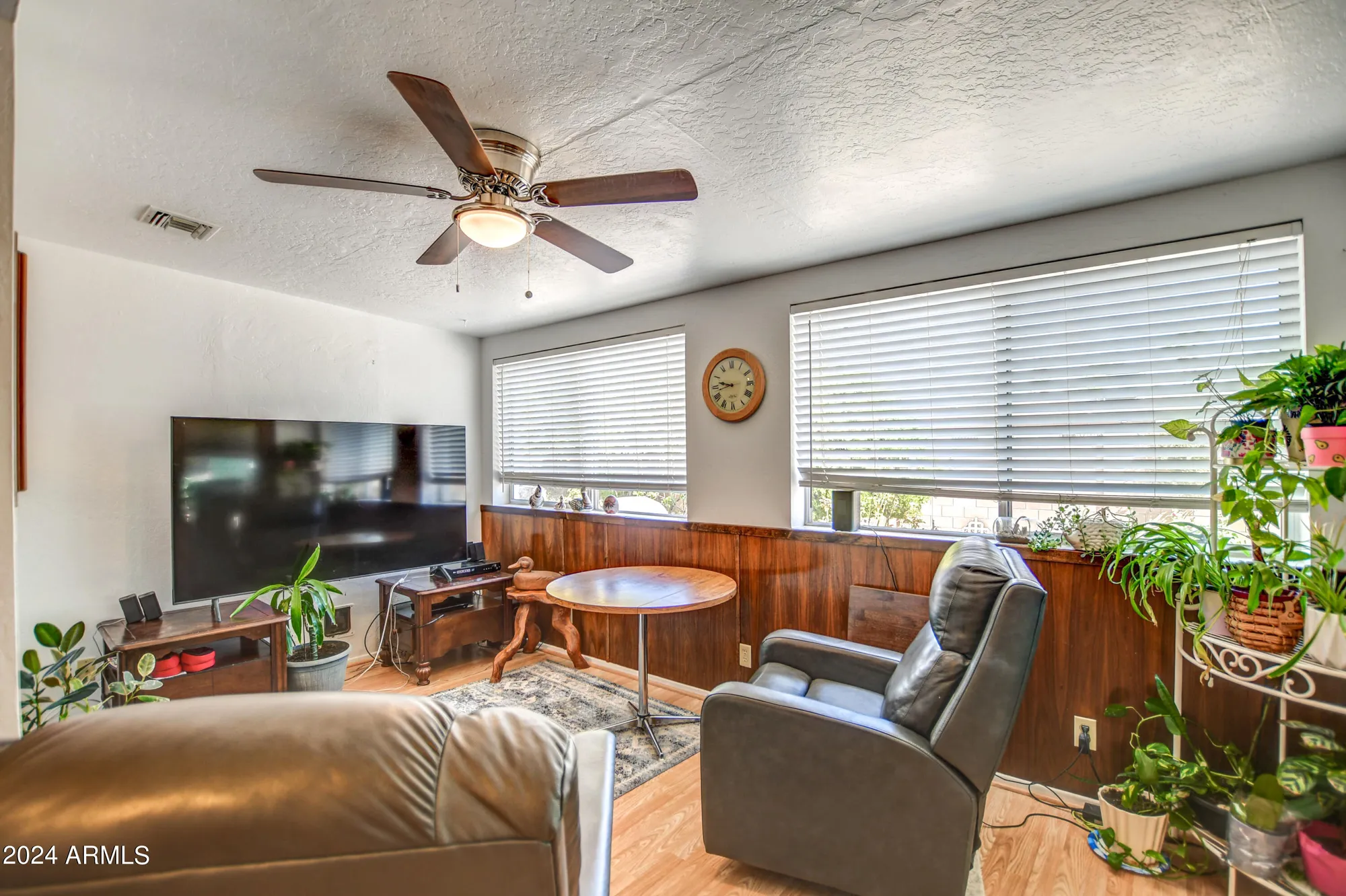 Property Slideshow image 12 of 24 | 5862 e duncan st, Mesa, AZ, 85205