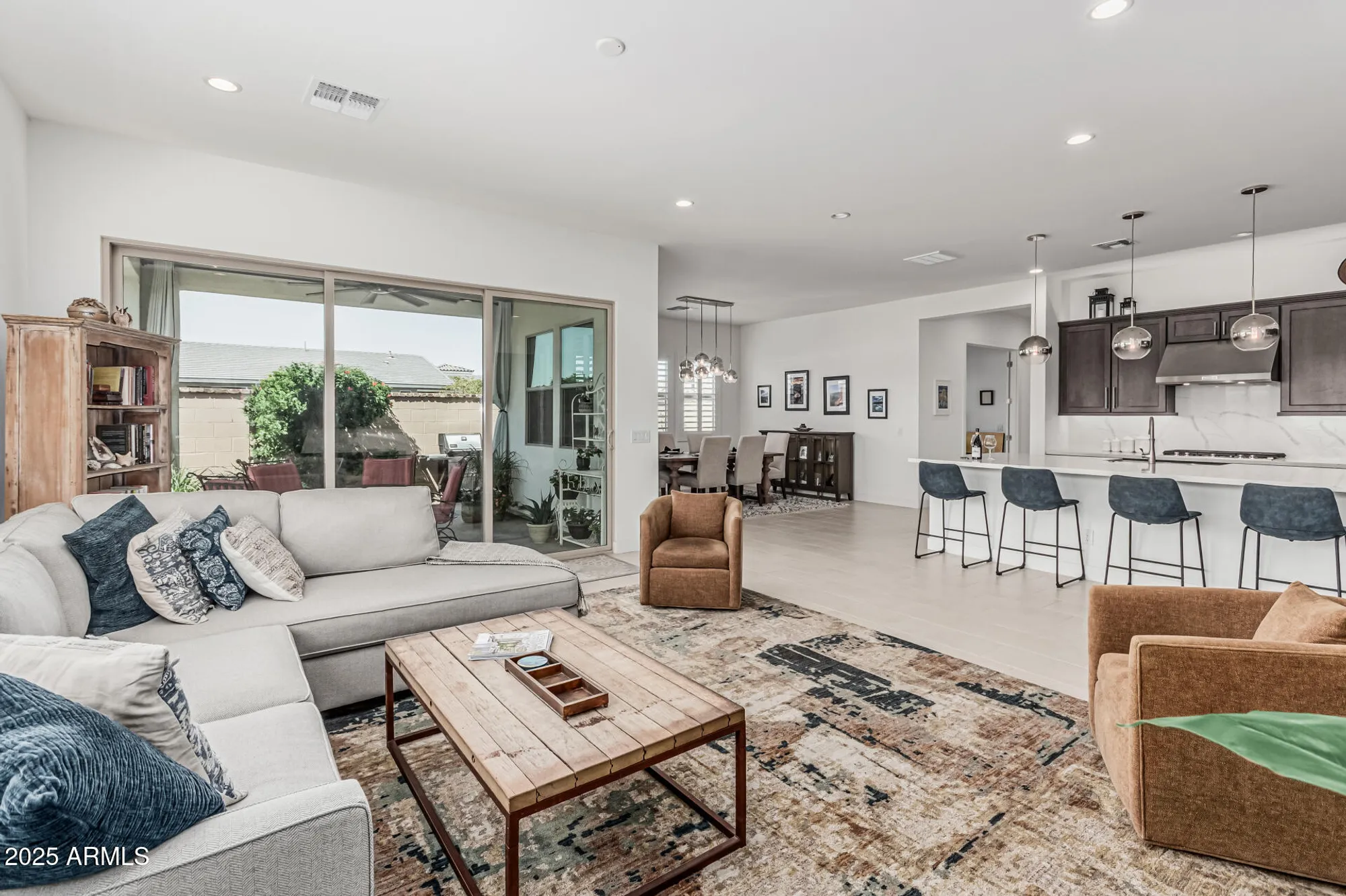 Property Slideshow image 8 of 71 | 17331 w wildwood st, Surprise, AZ, 85388