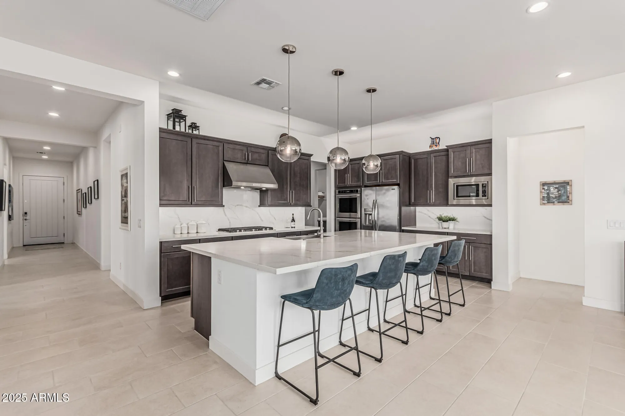Property Slideshow image 12 of 71 | 17331 w wildwood st, Surprise, AZ, 85388