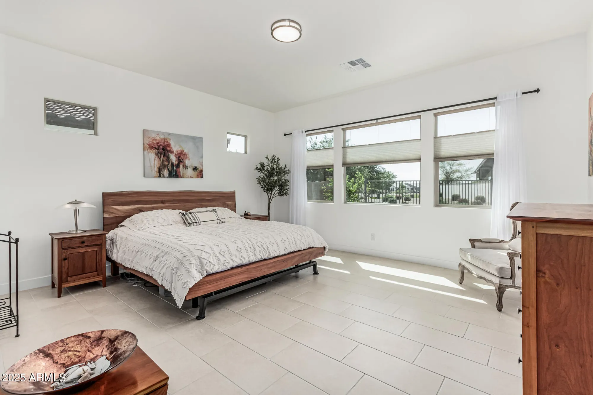 Property Slideshow image 15 of 71 | 17331 w wildwood st, Surprise, AZ, 85388