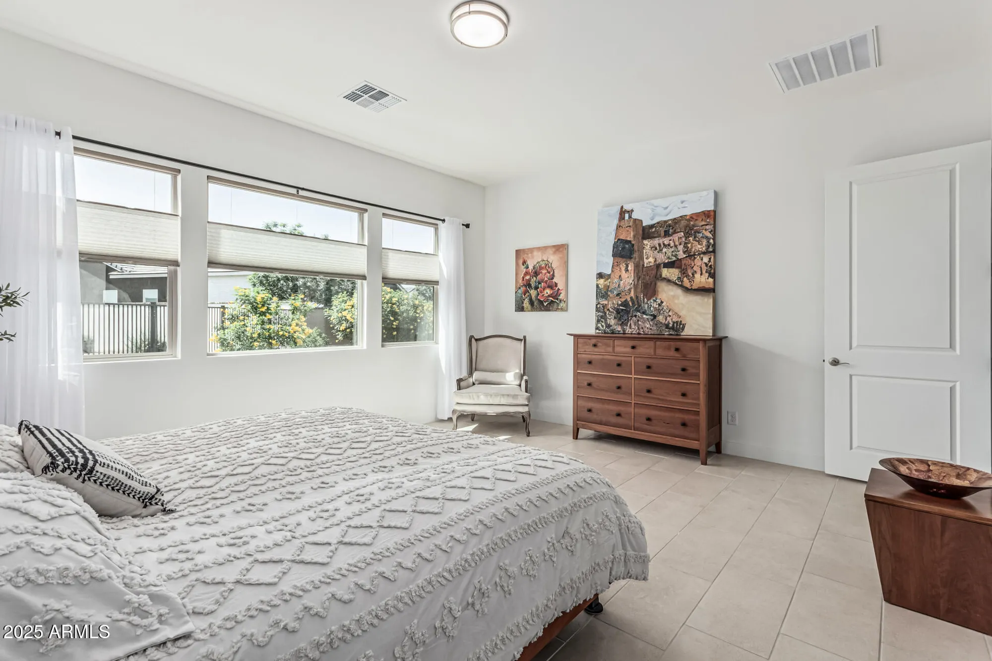 Property Slideshow image 16 of 71 | 17331 w wildwood st, Surprise, AZ, 85388