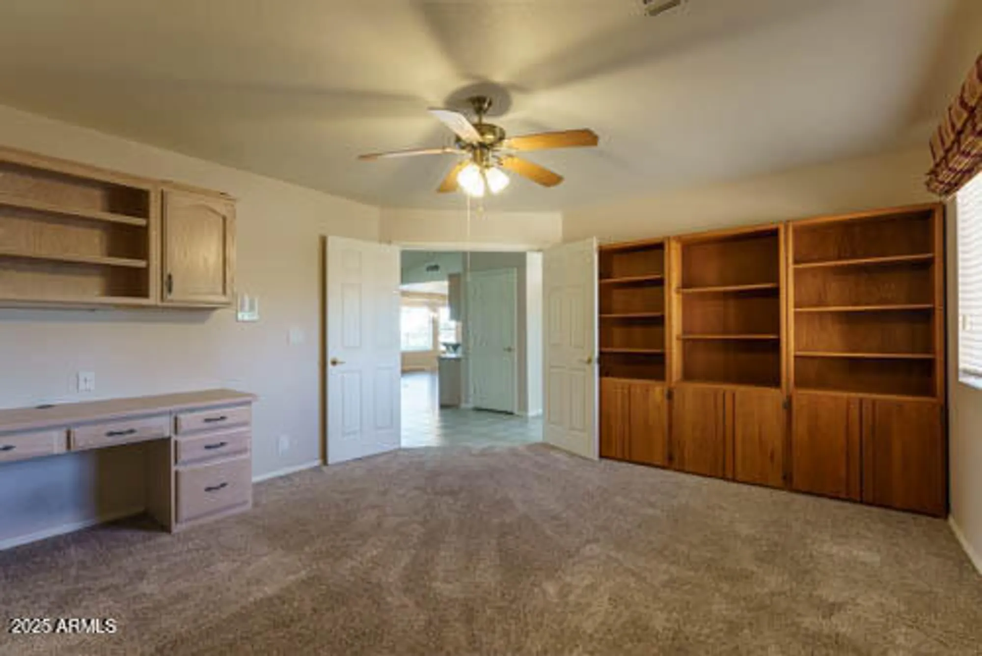 Property Slideshow image 25 of 35 | 11303 e laguna azul cir, Mesa, AZ, 85209