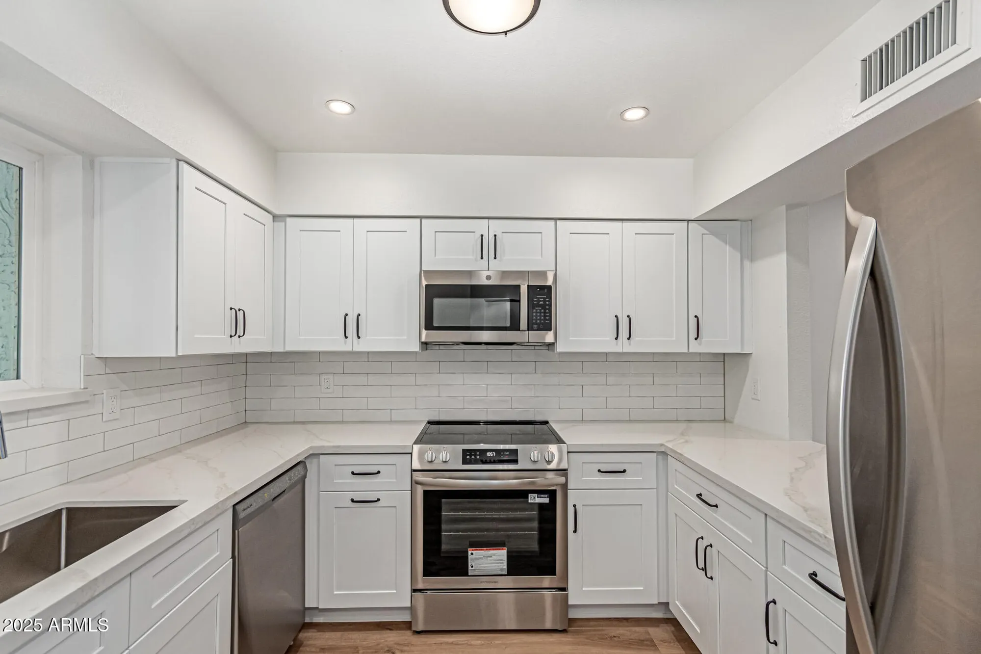 Property Slideshow image 4 of 26 | 131 n higley rd 21, Mesa, AZ, 85205