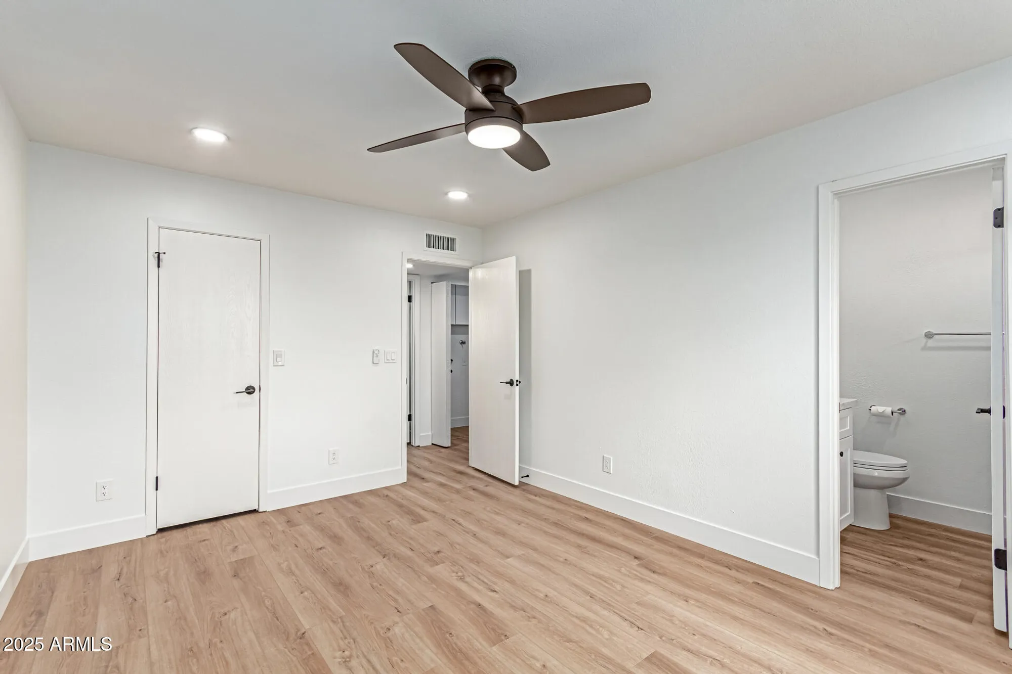 Property Slideshow image 14 of 26 | 131 n higley rd 21, Mesa, AZ, 85205