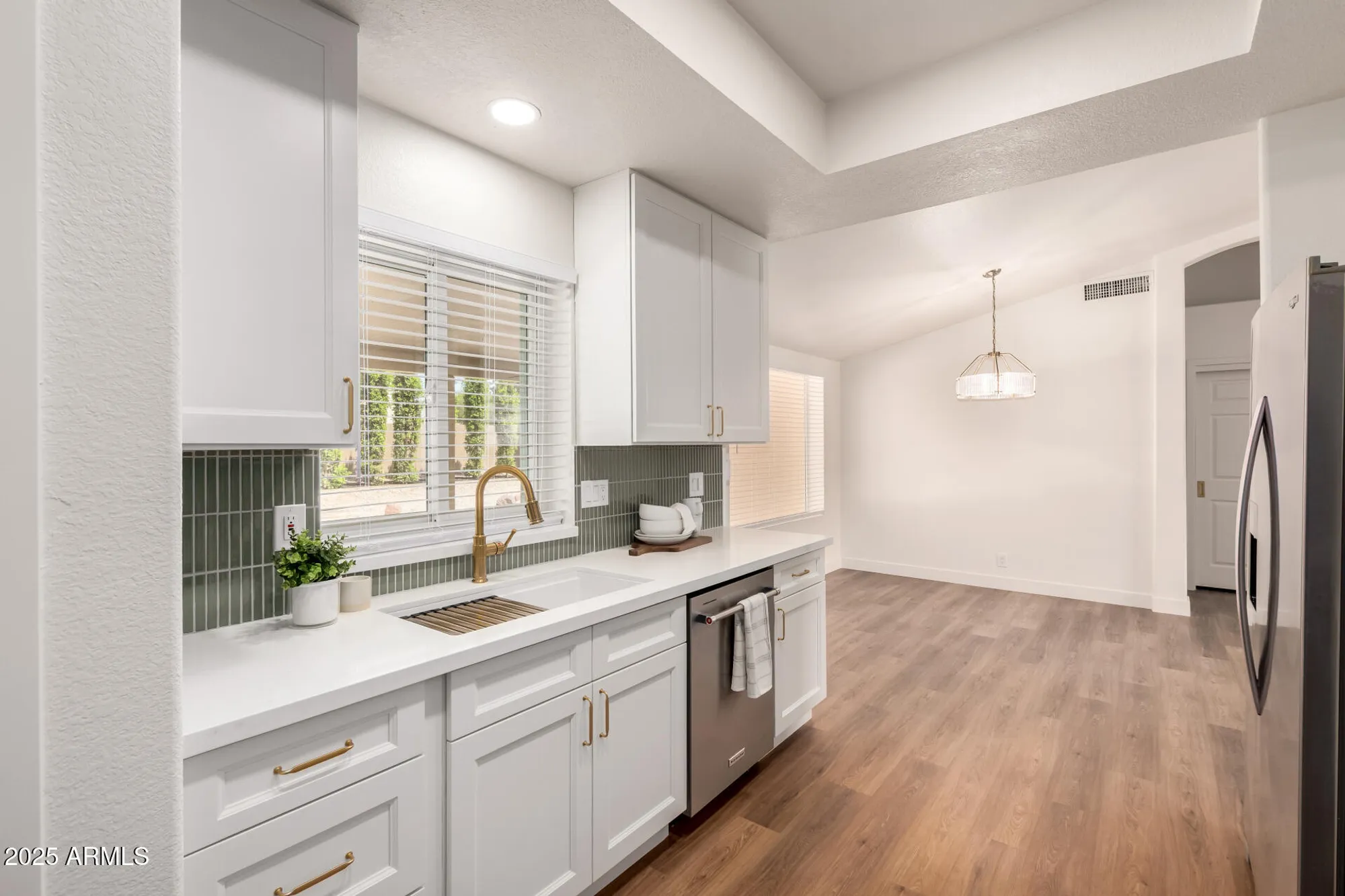 Property Slideshow image 10 of 22 | 10832 e keats ave, Mesa, AZ, 85209