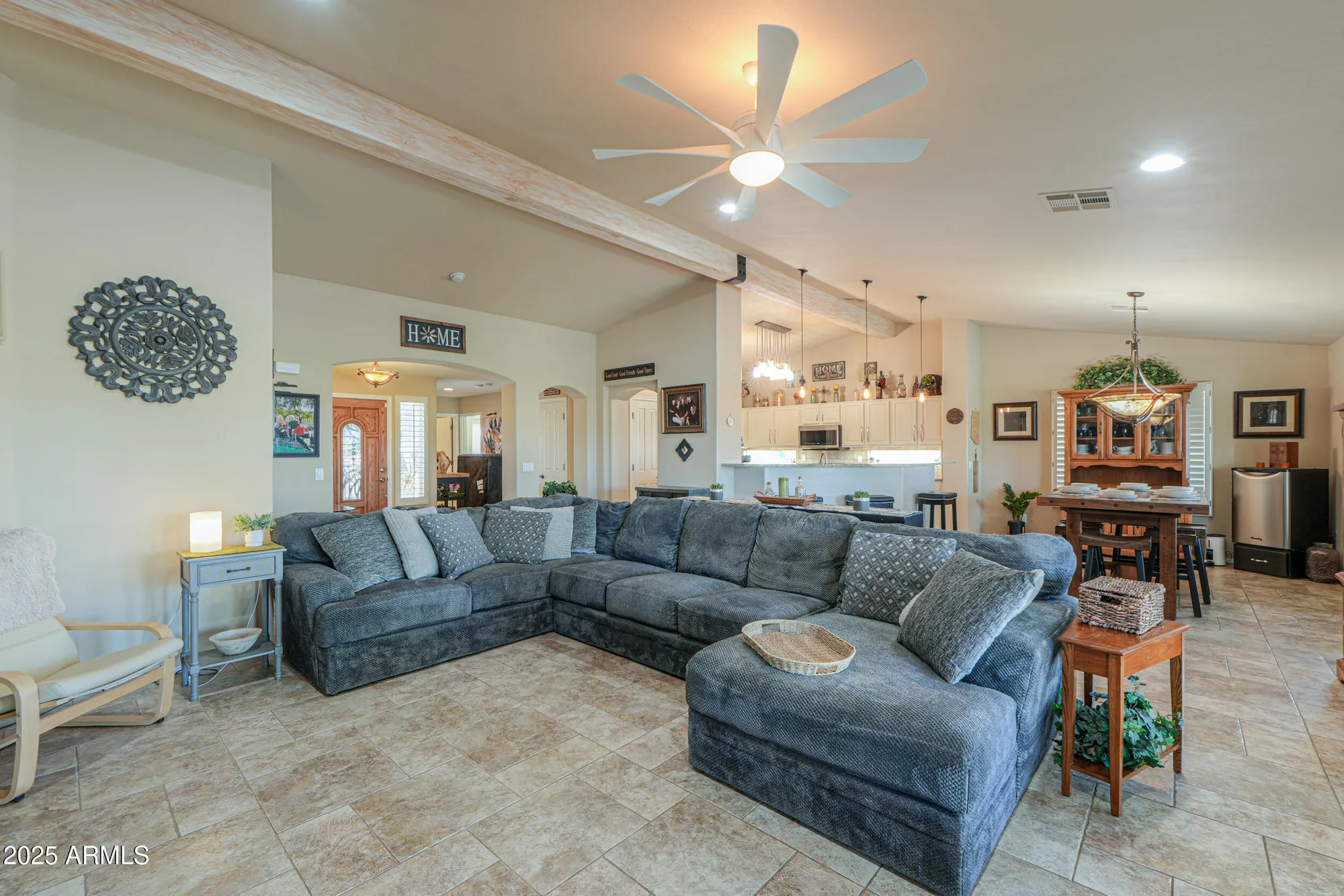 Property Slideshow image 18 of 65 | 80 s laura ln, Casa Grande, AZ, 85194