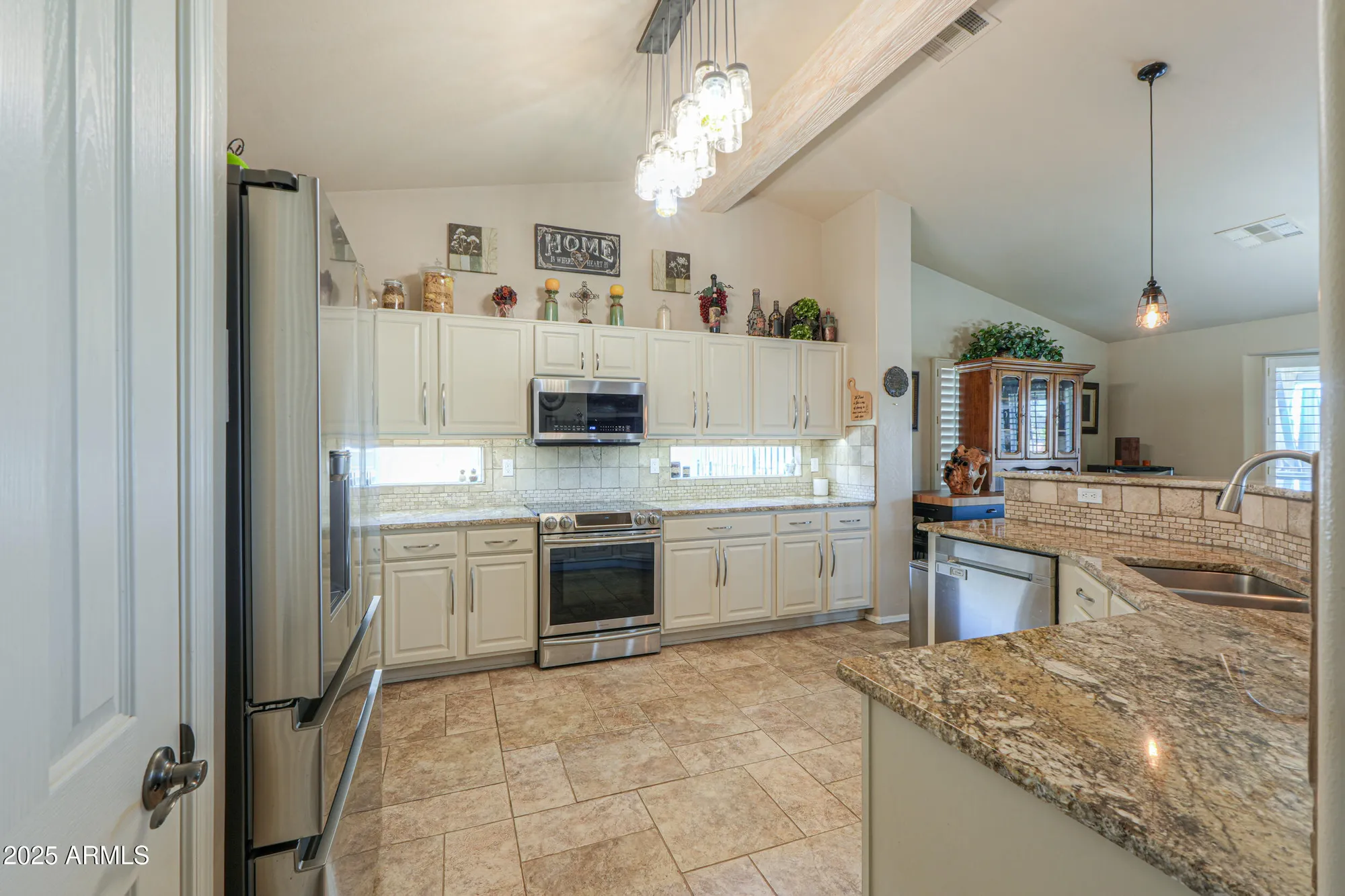 Property Slideshow image 24 of 65 | 80 s laura ln, Casa Grande, AZ, 85194