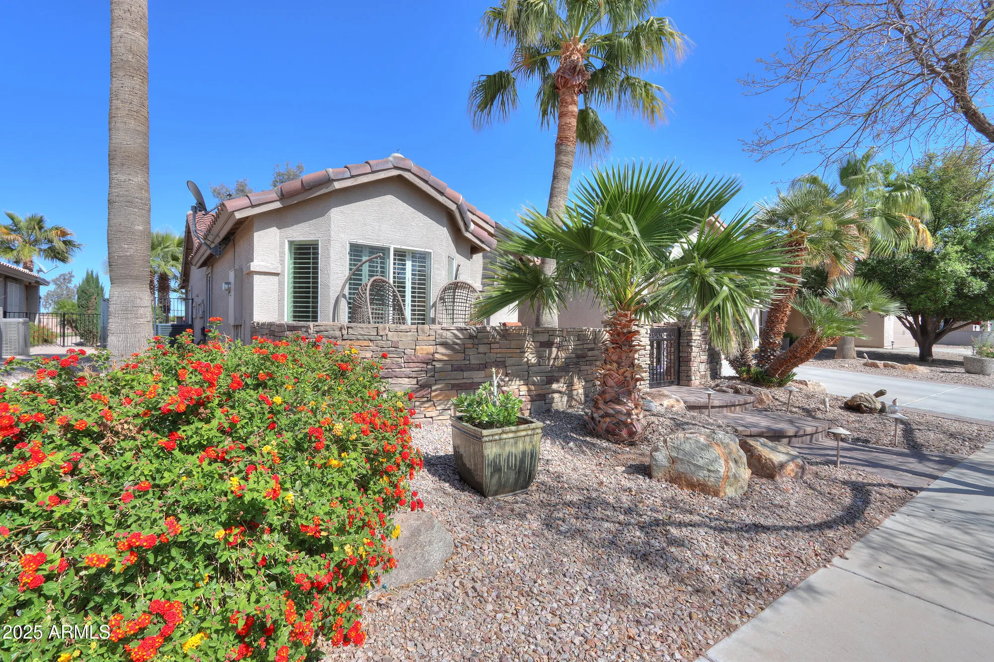 Property Slideshow image 4 of 65 | 80 s laura ln, Casa Grande, AZ, 85194