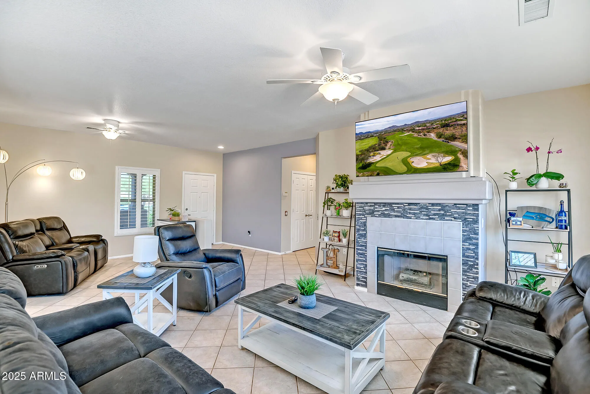 Property Slideshow image 5 of 17 | 15314 w pantano dr, Surprise, AZ, 85374