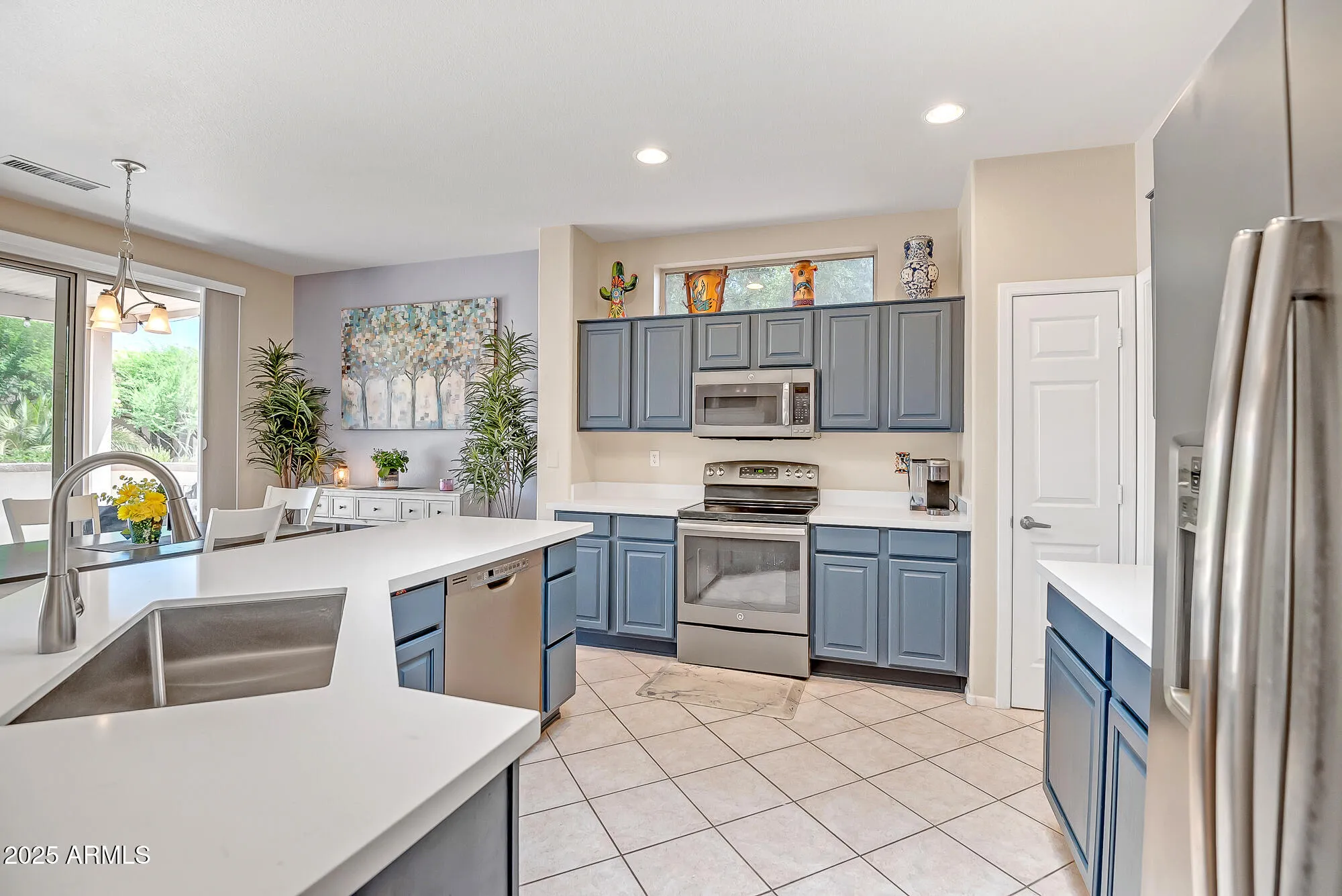 Property Slideshow image 8 of 17 | 15314 w pantano dr, Surprise, AZ, 85374