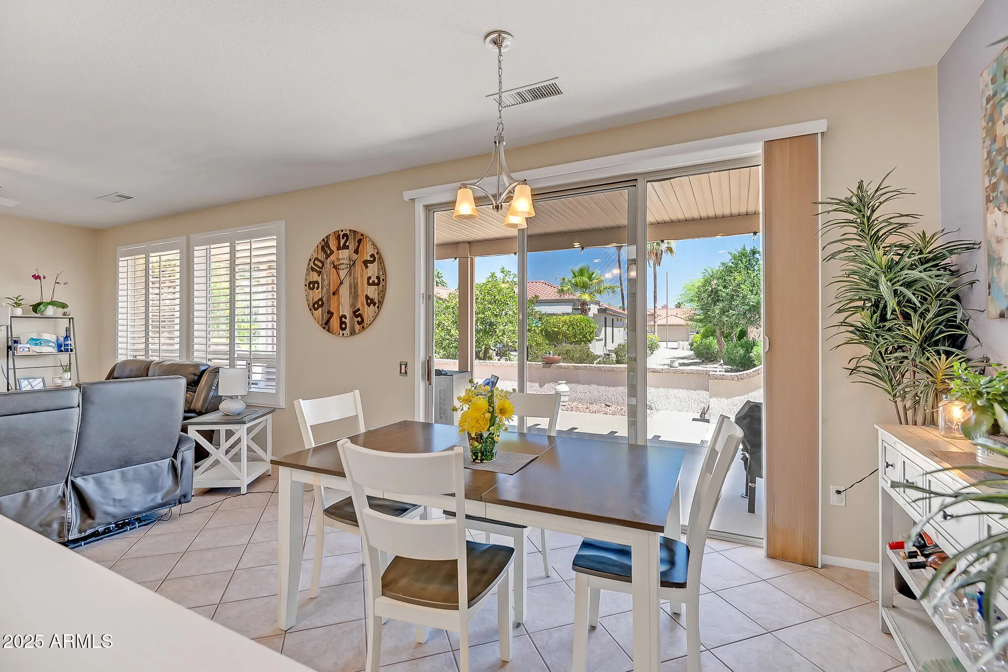 Property Slideshow image 9 of 17 | 15314 w pantano dr, Surprise, AZ, 85374