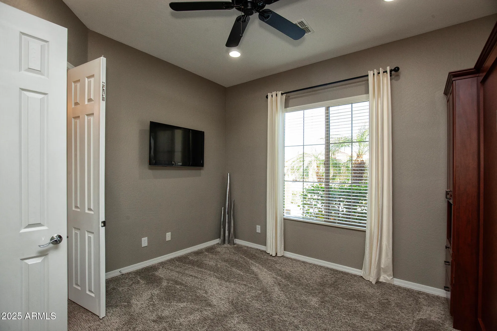 Property Slideshow image 18 of 87 | 27083 w marco polo rd, Buckeye, AZ, 85396