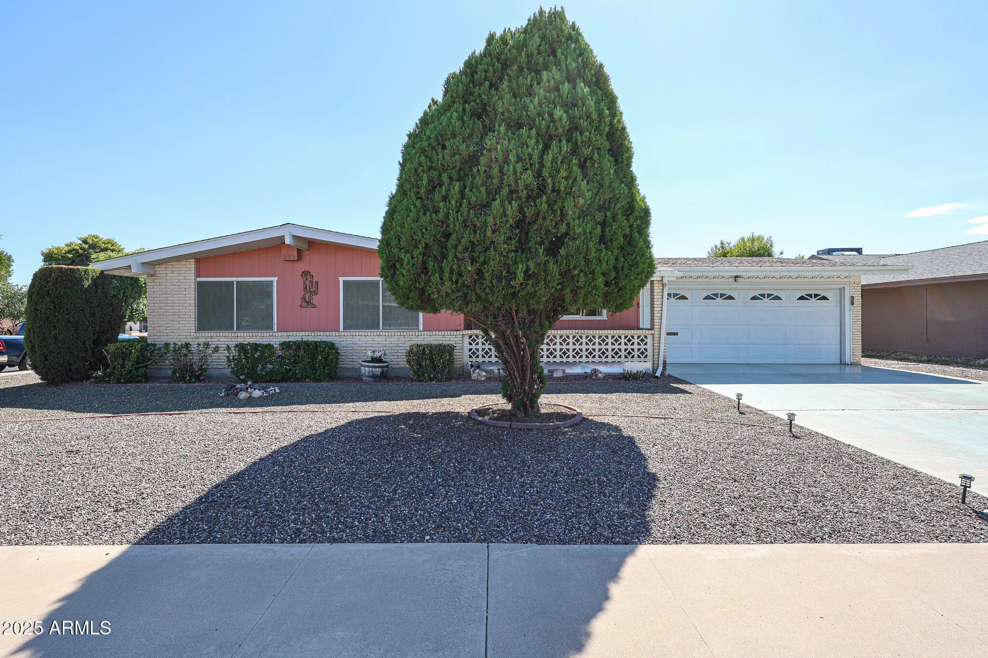 Property Slideshow image 1 of 30 | 10301 w salem dr, Sun City, AZ, 85351