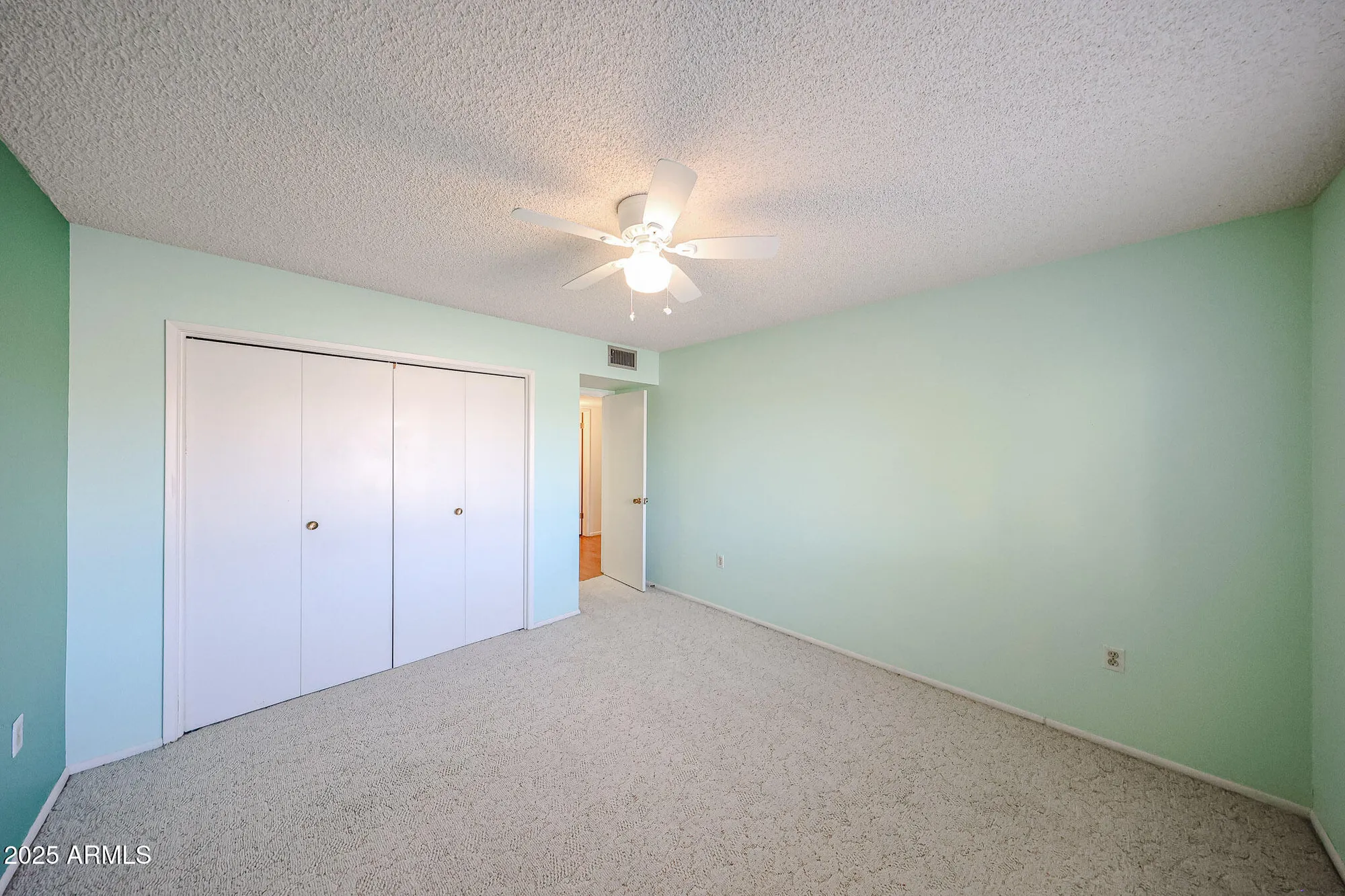 Property Slideshow image 18 of 30 | 10301 w salem dr, Sun City, AZ, 85351