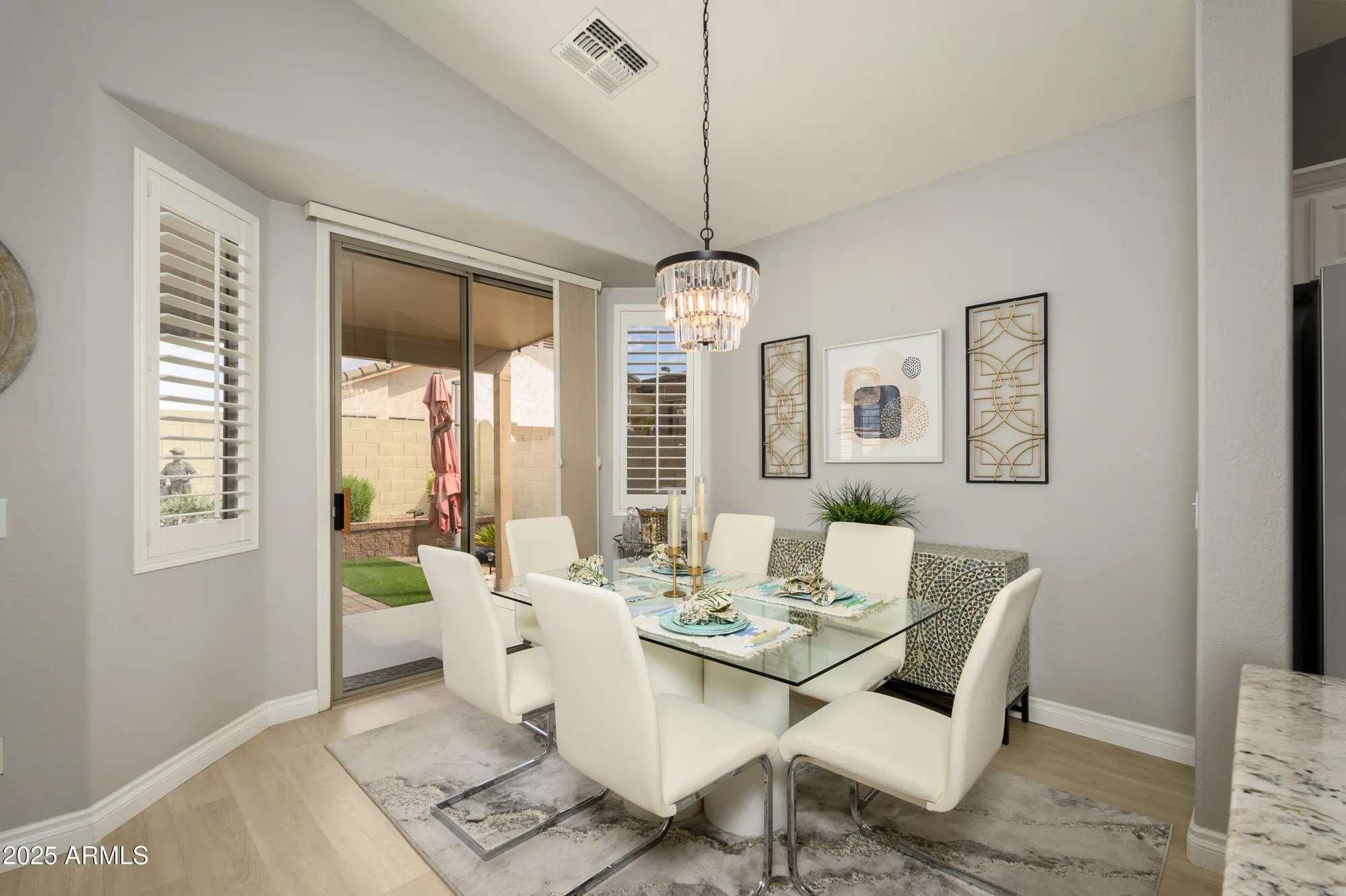 Property Slideshow image 9 of 32 | 17612 w ingleside dr, Surprise, AZ, 85374