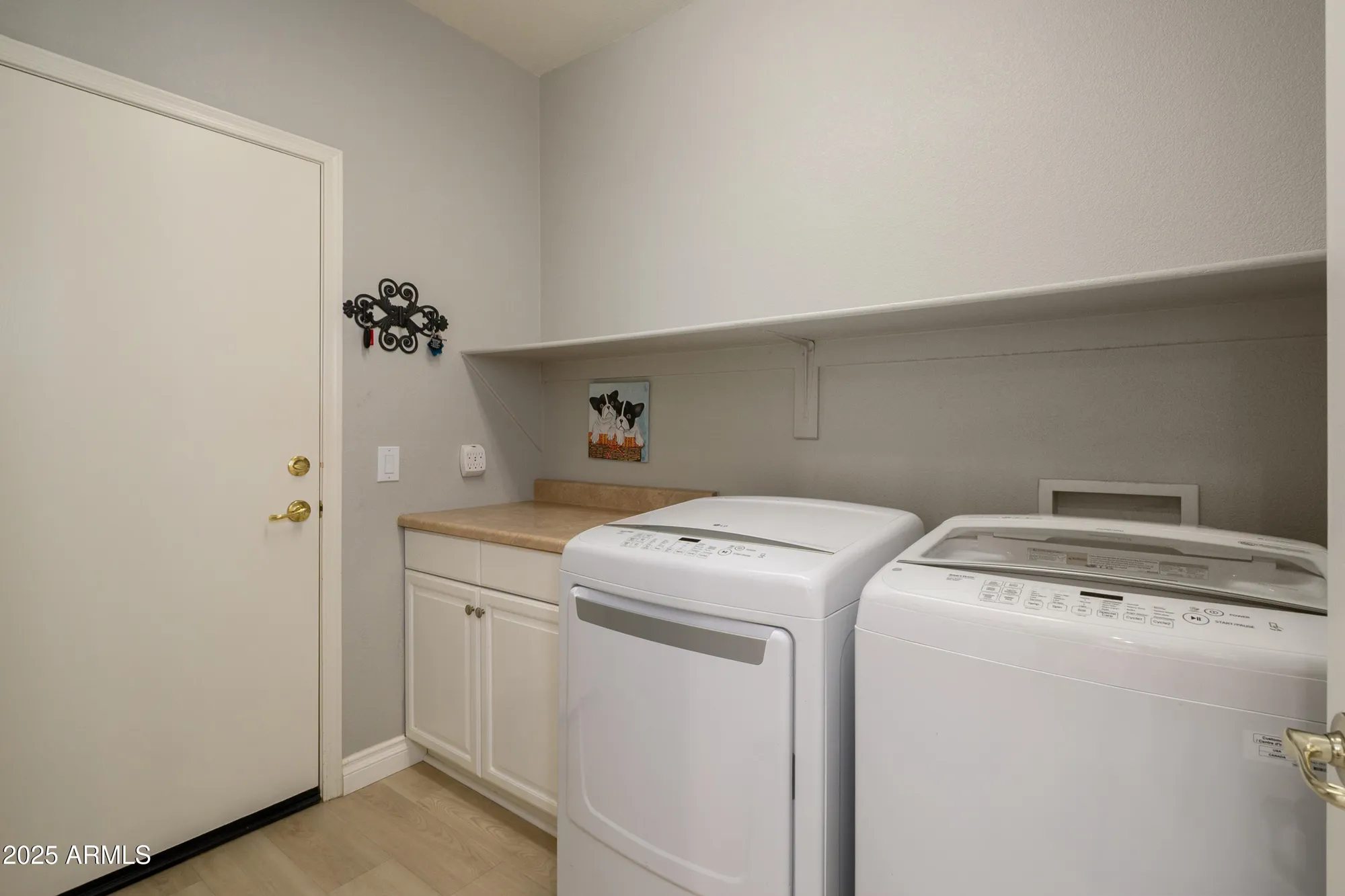 Property Slideshow image 22 of 32 | 17612 w ingleside dr, Surprise, AZ, 85374