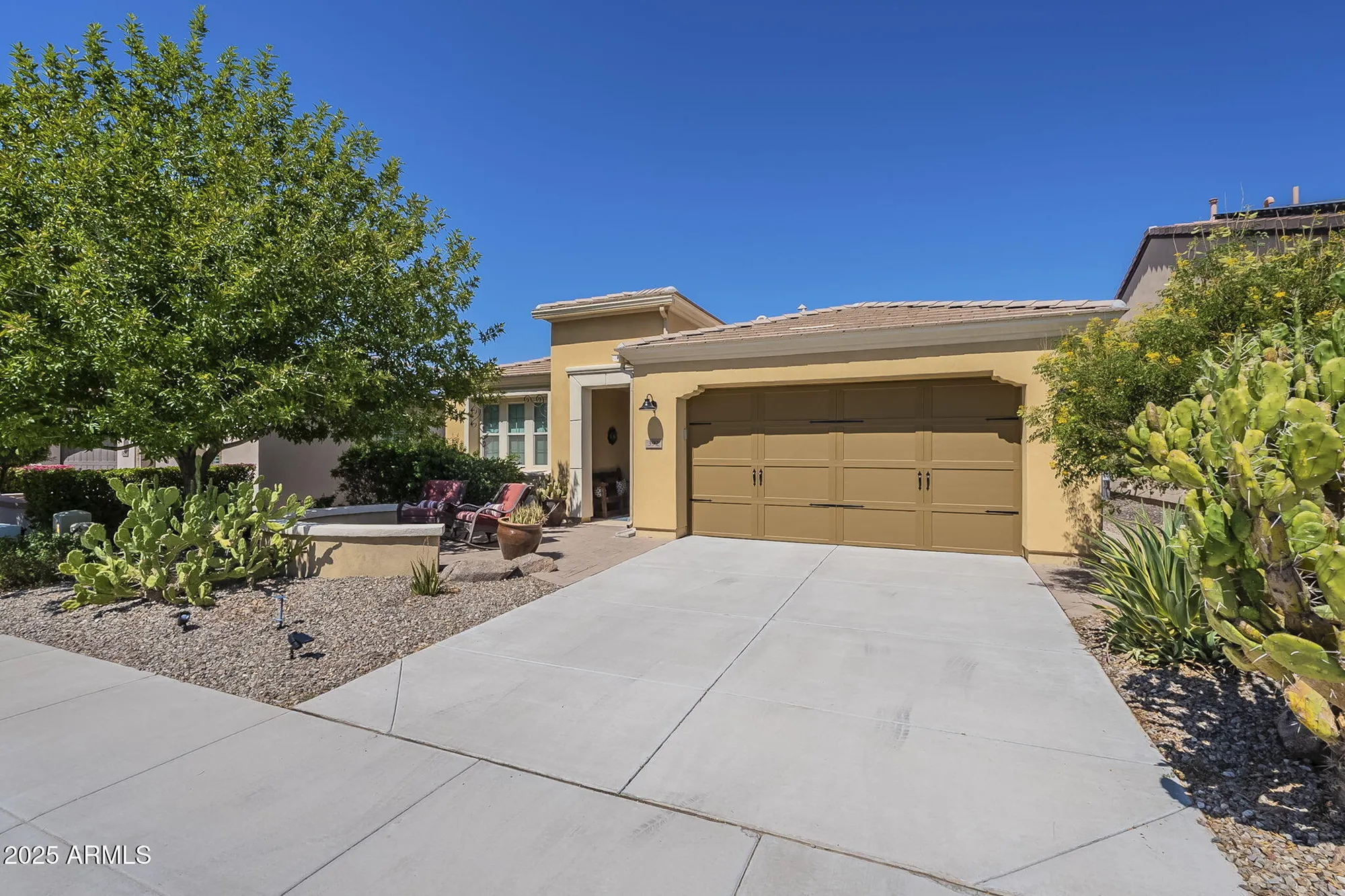 Property Slideshow image 2 of 36 | 392 e laddoos ave, Queen Creek, AZ, 85140