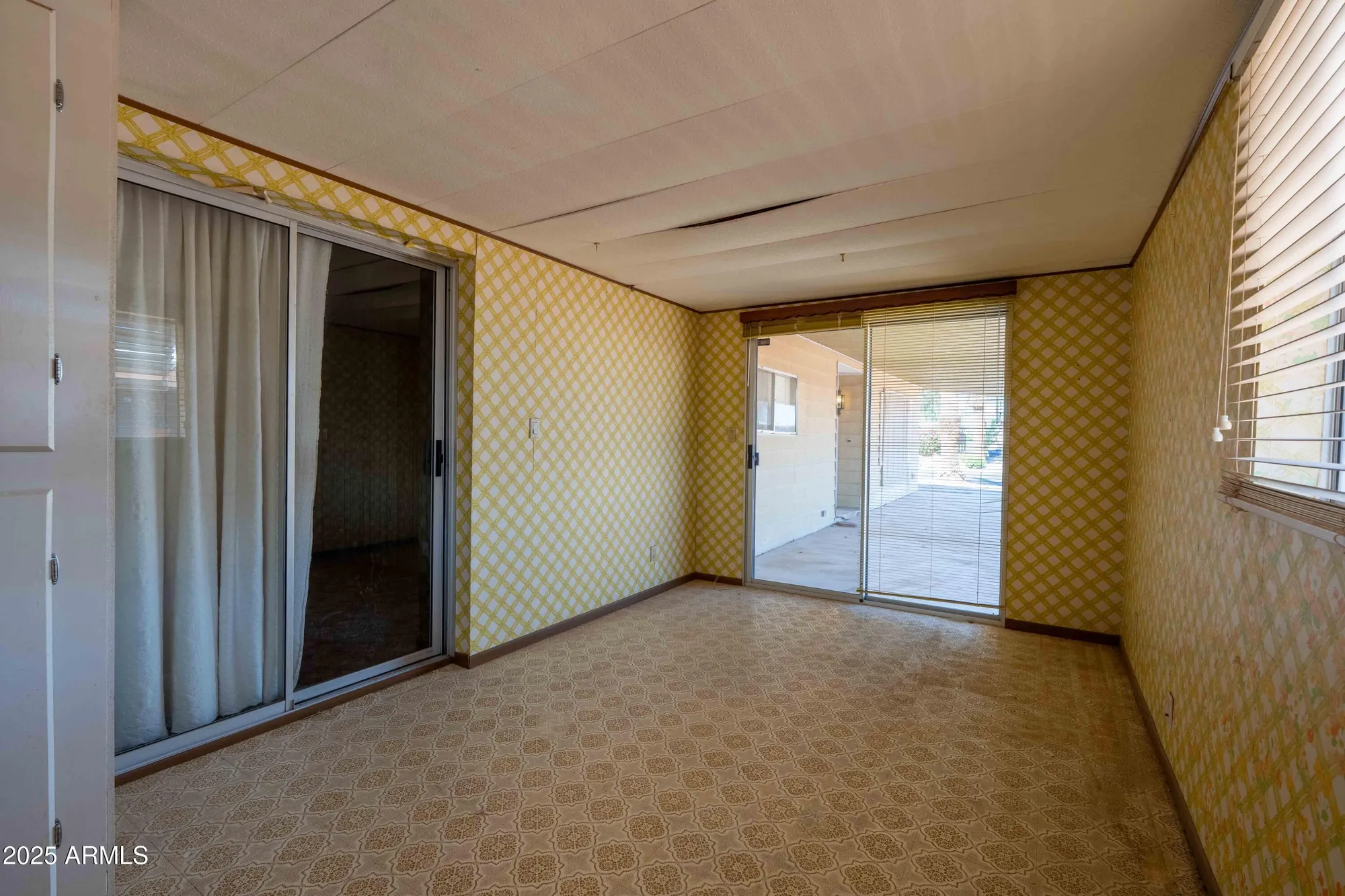 Property Slideshow image 11 of 19 | 8957 e sun lakes blvd, Sun Lakes, AZ, 85248