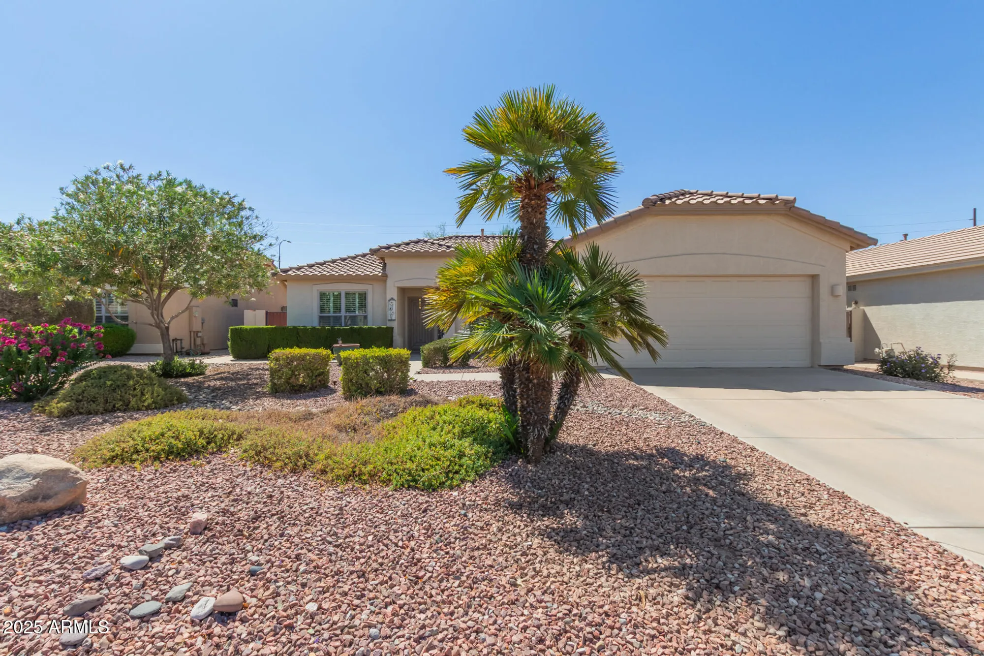 Property Slideshow image 1 of 27 | 3161 e gleneagle dr, Chandler, AZ, 85249