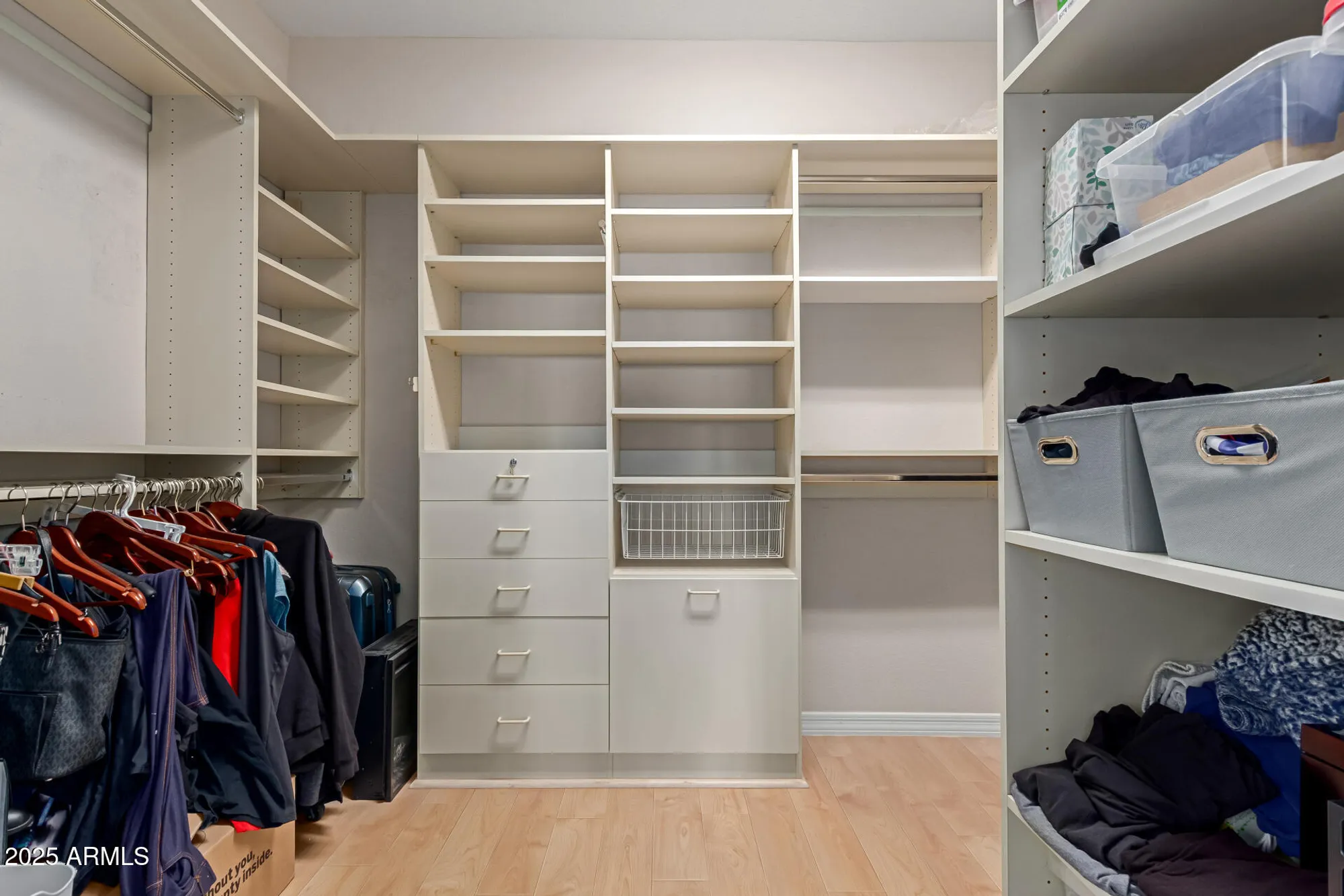 Property Slideshow image 18 of 27 | 3161 e gleneagle dr, Chandler, AZ, 85249