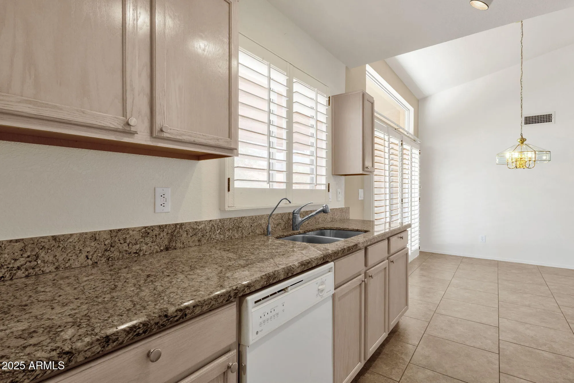 Property Slideshow image 8 of 36 | 6942 s championship dr, Chandler, AZ, 85249