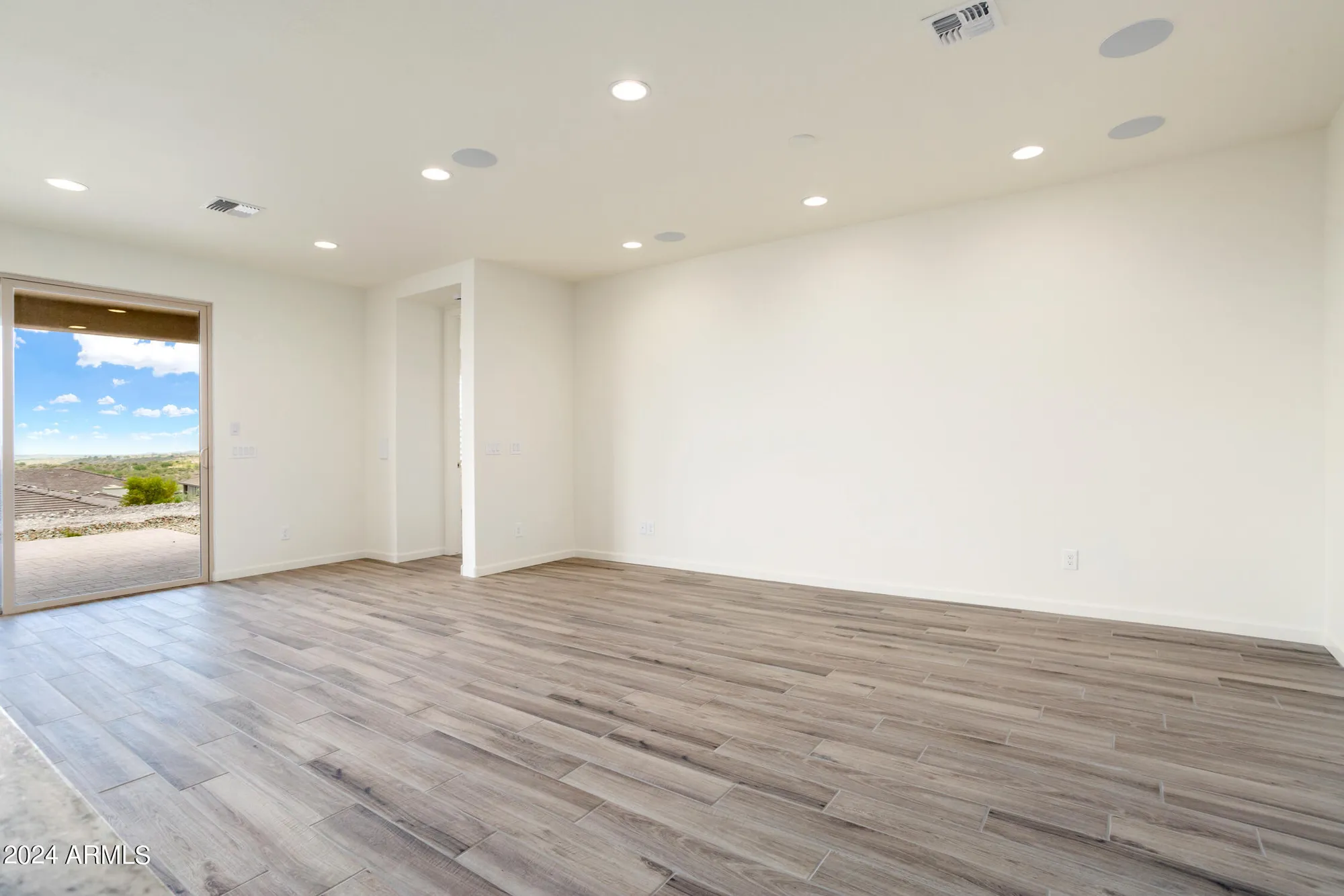 Property Slideshow image 9 of 30 | 4092 prairie schooner rd, Wickenburg, AZ, 85390