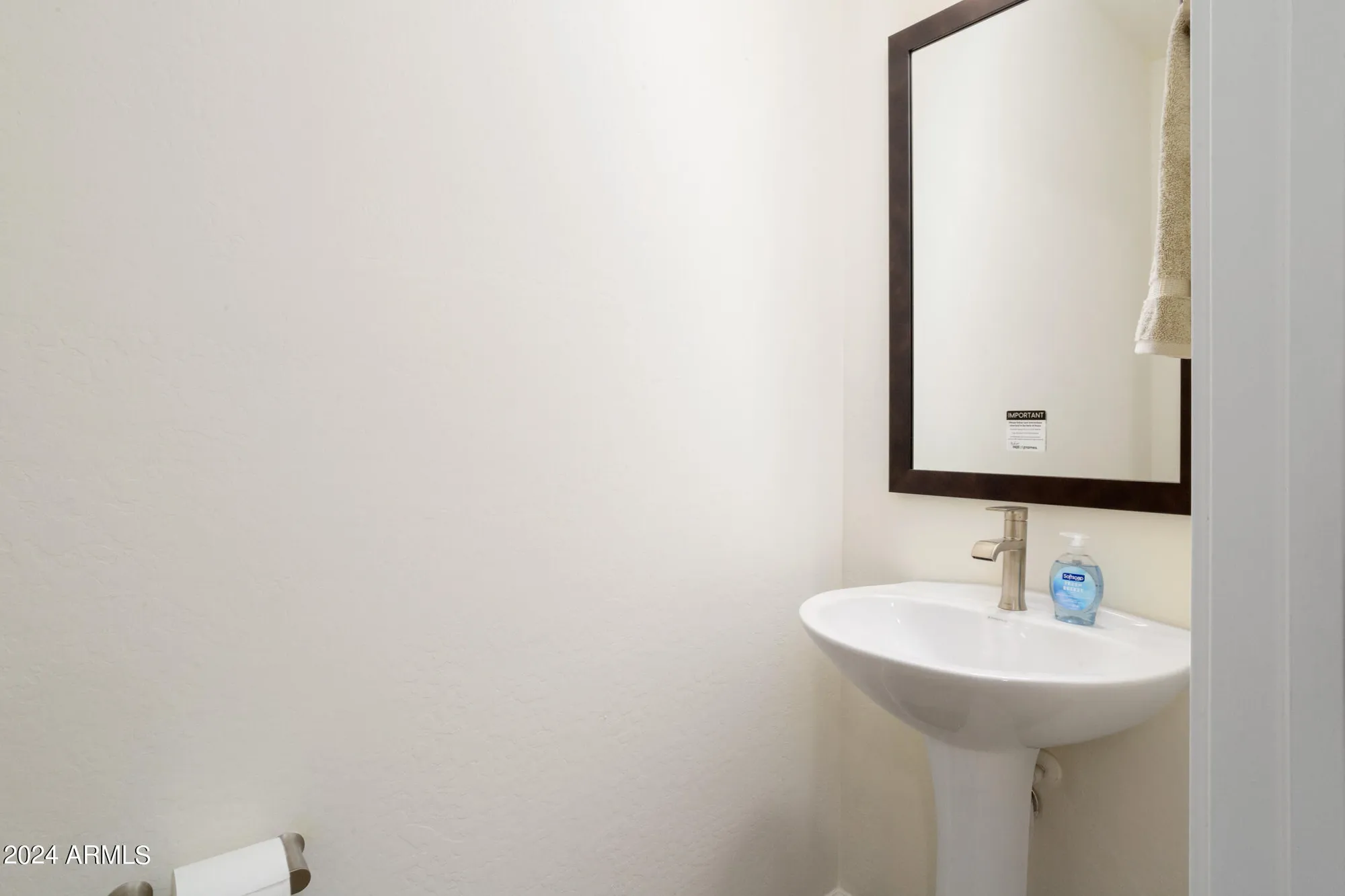 Property Slideshow image 18 of 30 | 4092 prairie schooner rd, Wickenburg, AZ, 85390