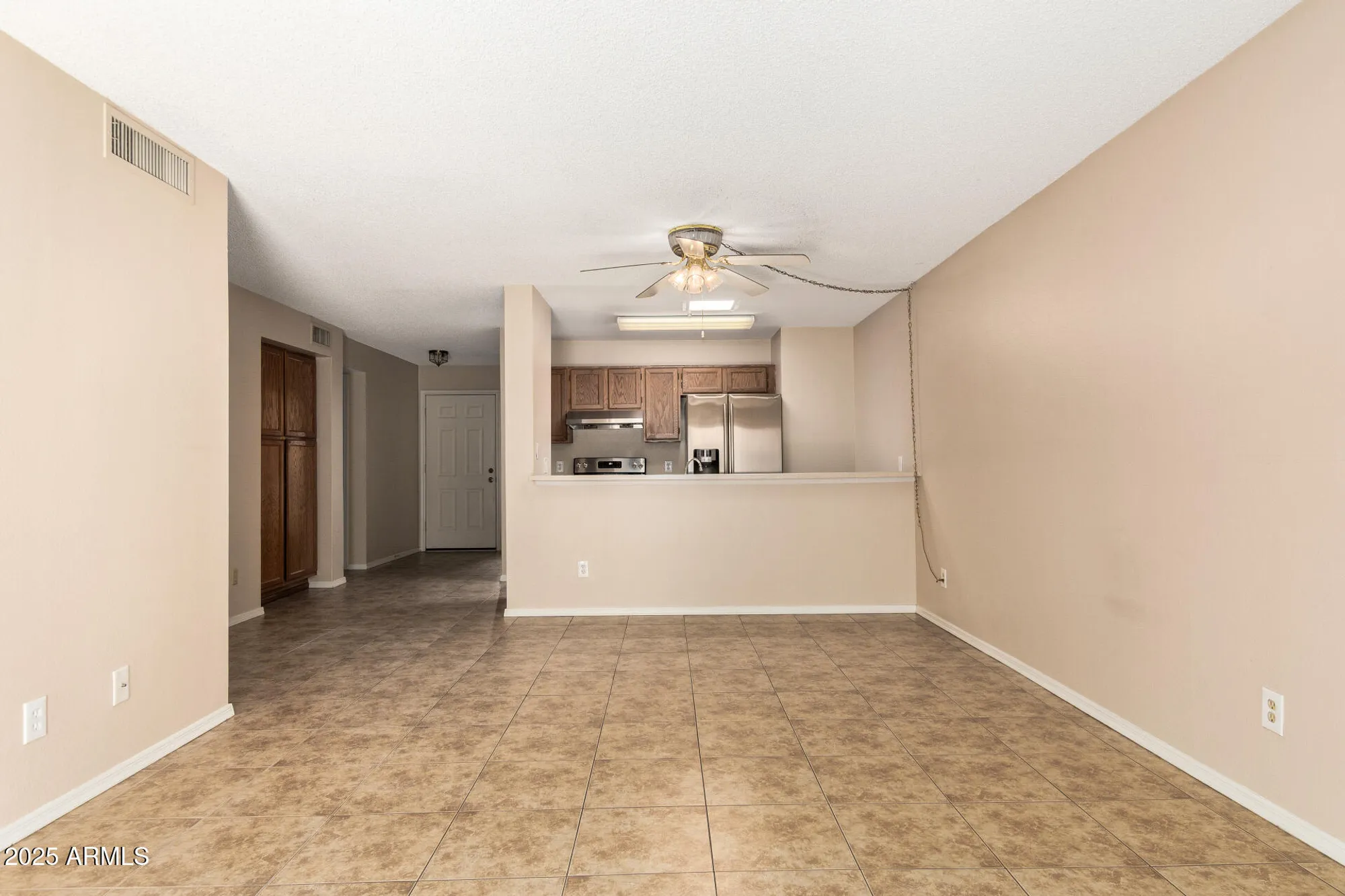 Property Slideshow image 10 of 34 | 9273 w jason dr, Peoria, AZ, 85382