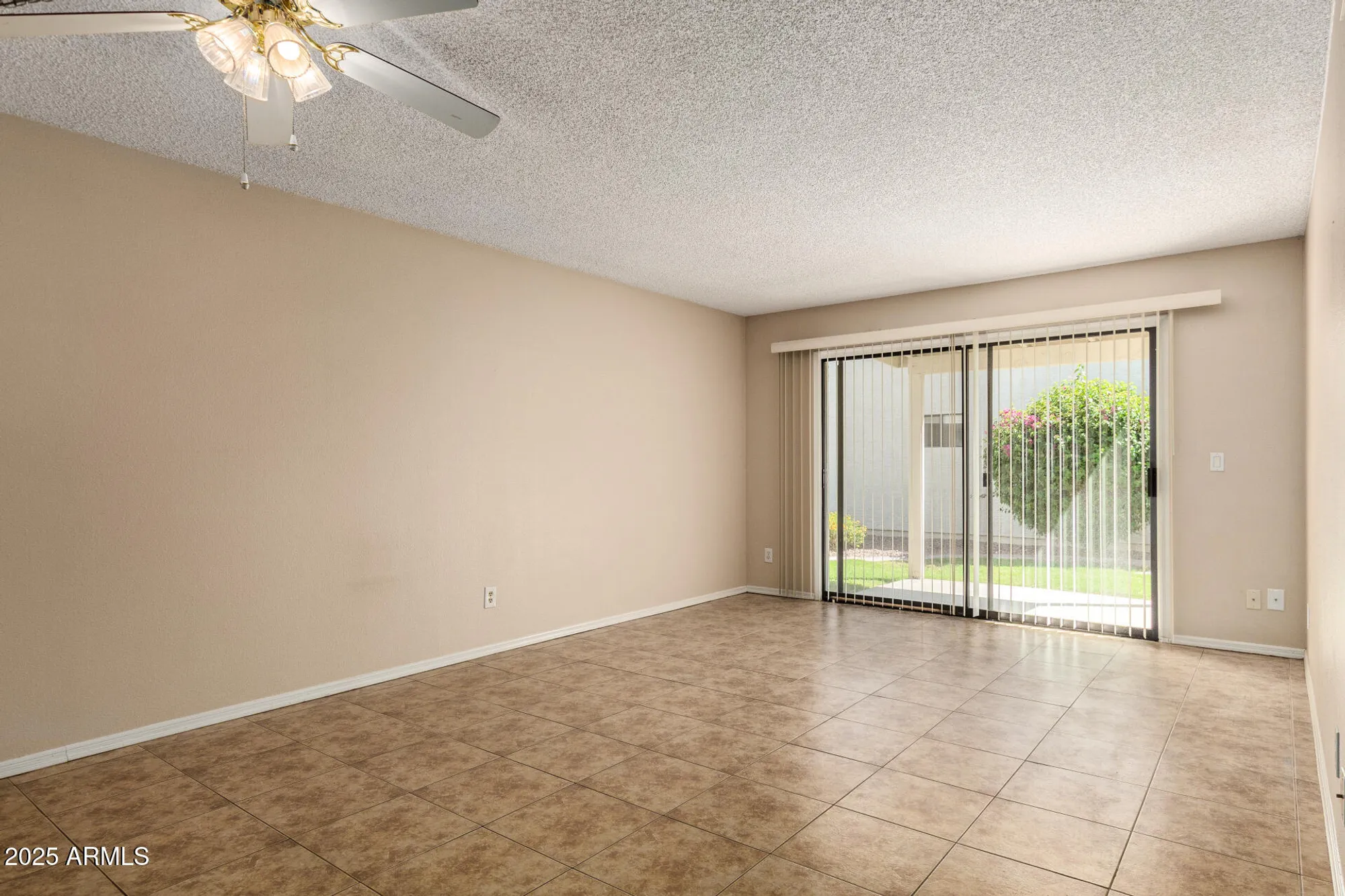 Property Slideshow image 7 of 34 | 9273 w jason dr, Peoria, AZ, 85382