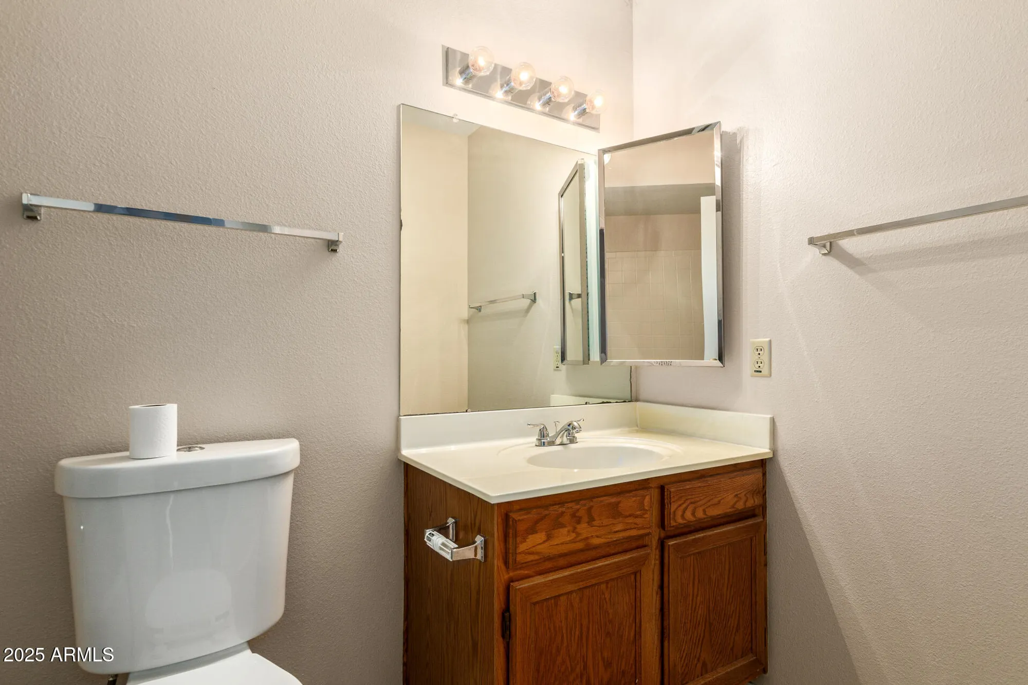 Property Slideshow image 25 of 34 | 9273 w jason dr, Peoria, AZ, 85382