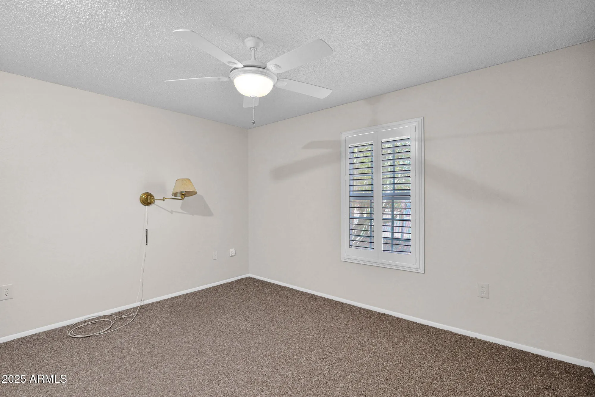 Property Slideshow image 20 of 31 | 9529 w glen oaks cir, Sun City, AZ, 85351