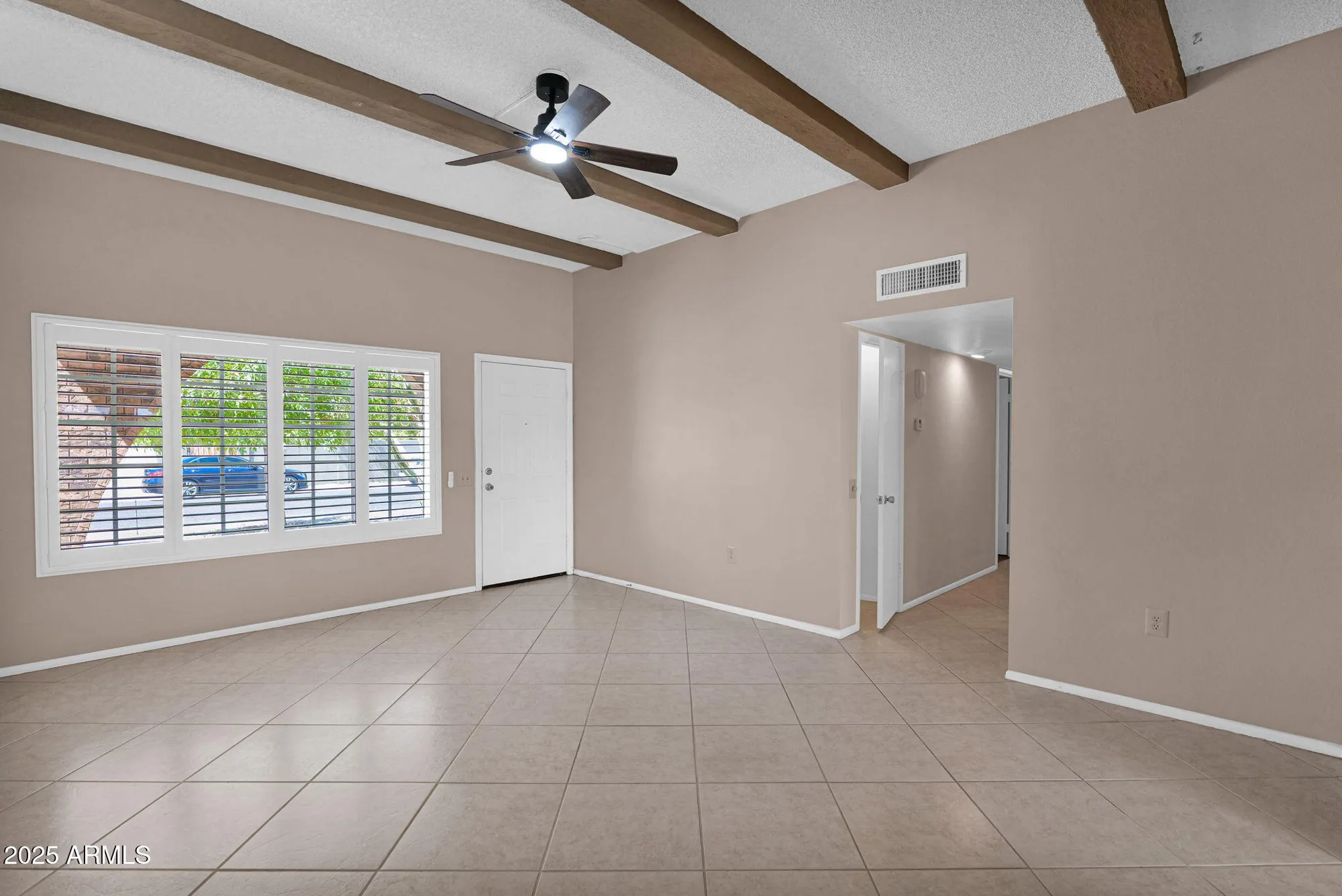 Property Slideshow image 6 of 31 | 9529 w glen oaks cir, Sun City, AZ, 85351