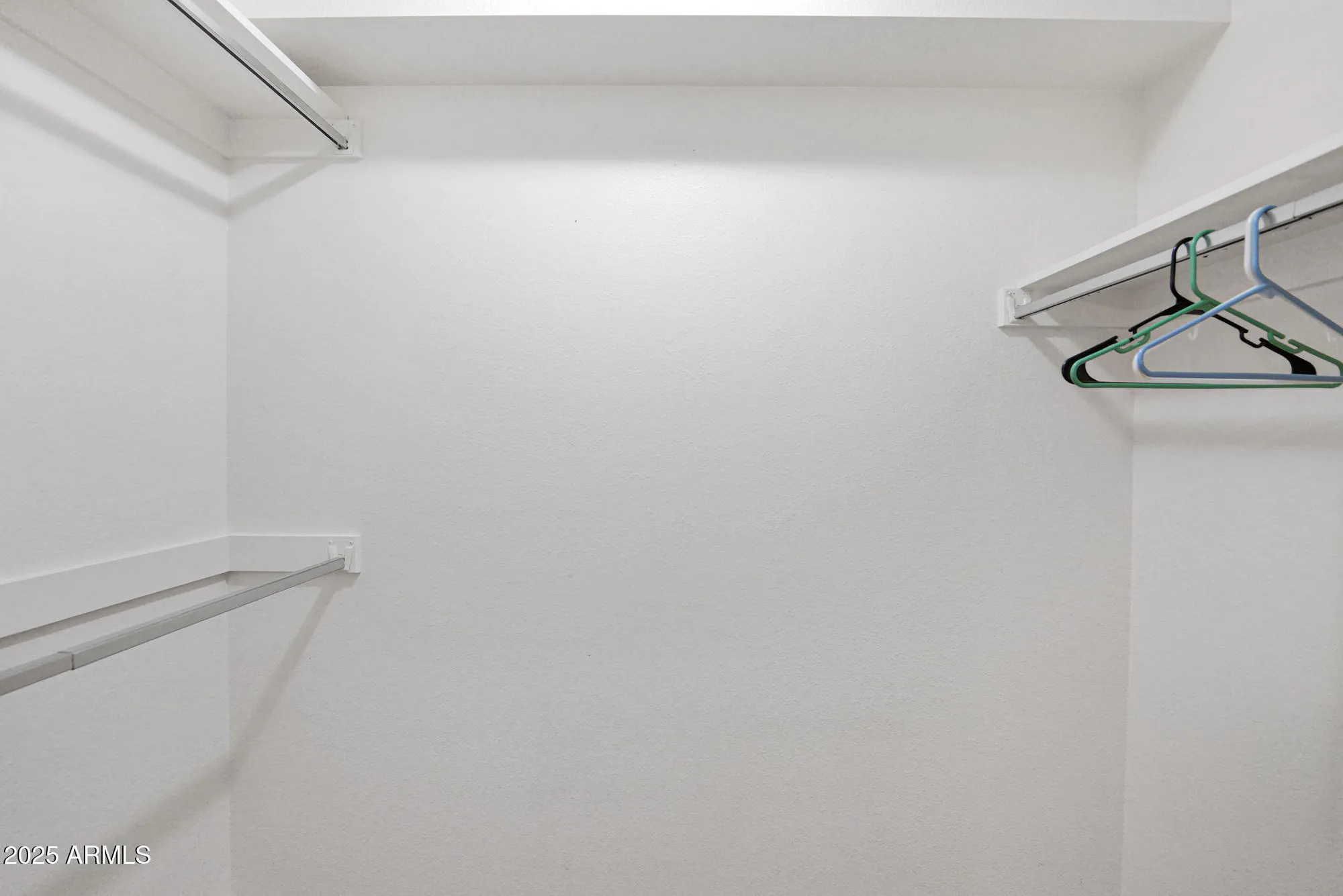 Property Slideshow image 17 of 31 | 9529 w glen oaks cir, Sun City, AZ, 85351