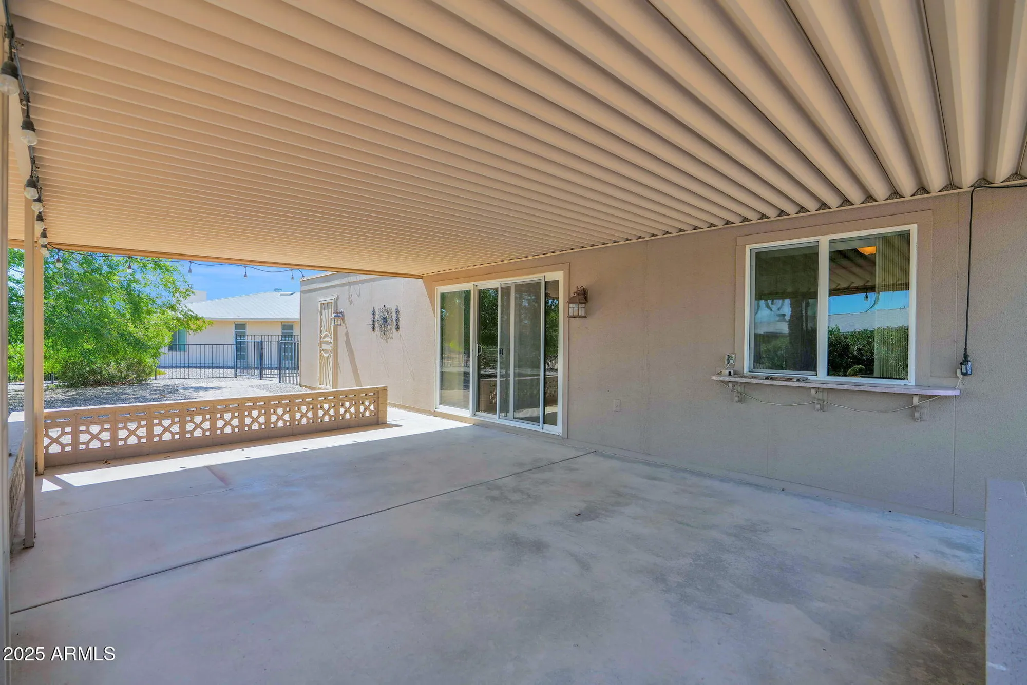 Property Slideshow image 24 of 31 | 9529 w glen oaks cir, Sun City, AZ, 85351