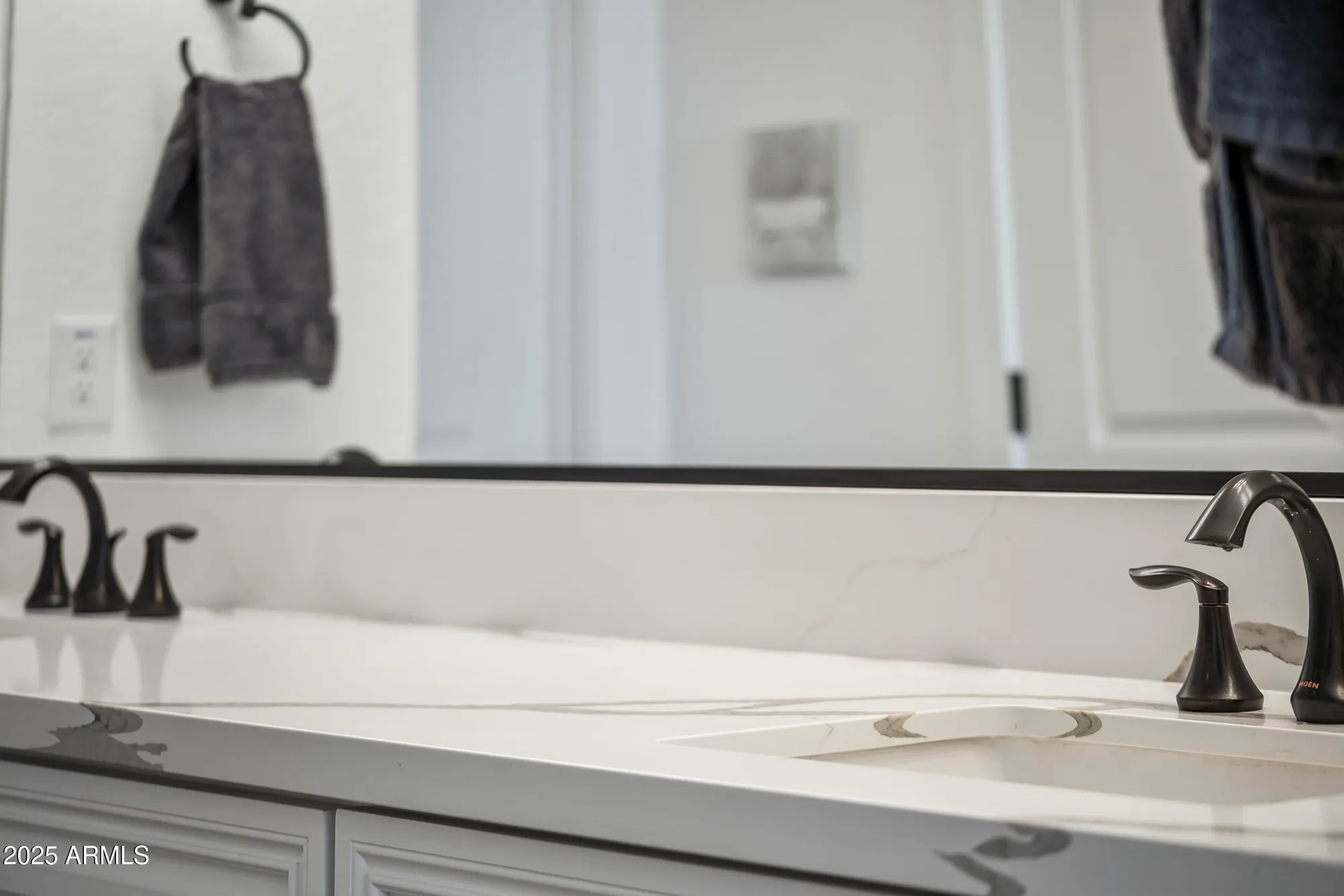 Property Slideshow image 38 of 68 | 379 e las puertas ln, Queen Creek, AZ, 85140