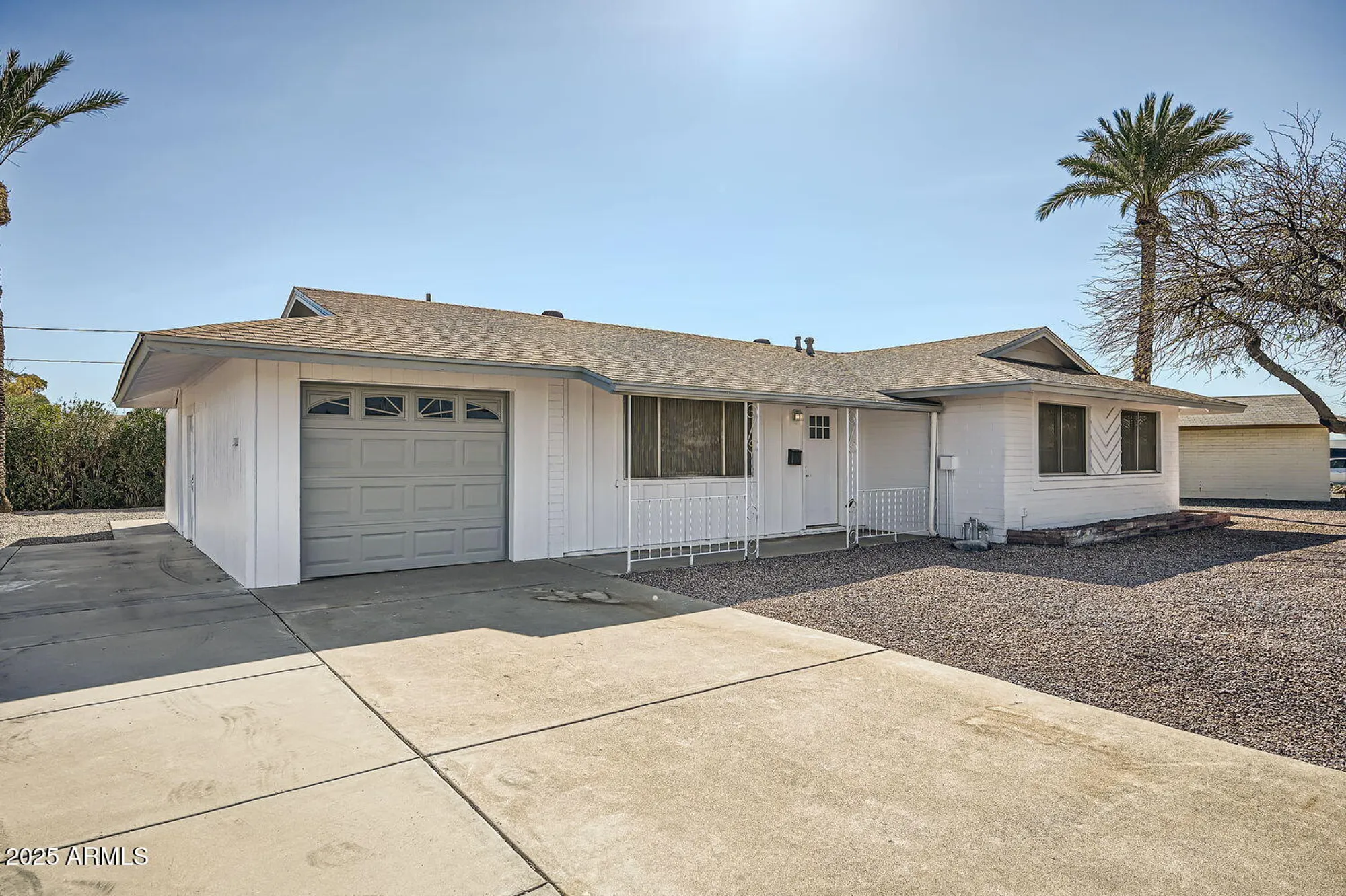 Property Slideshow image 2 of 24 | 12021 n riviera ct, Sun City, AZ, 85351