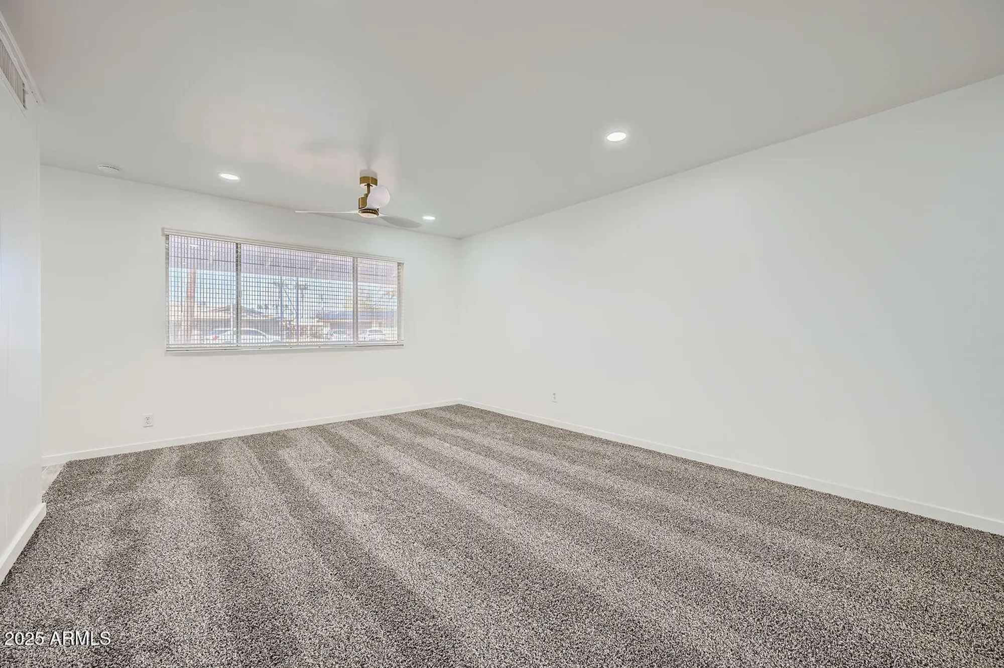 Property Slideshow image 7 of 24 | 12021 n riviera ct, Sun City, AZ, 85351