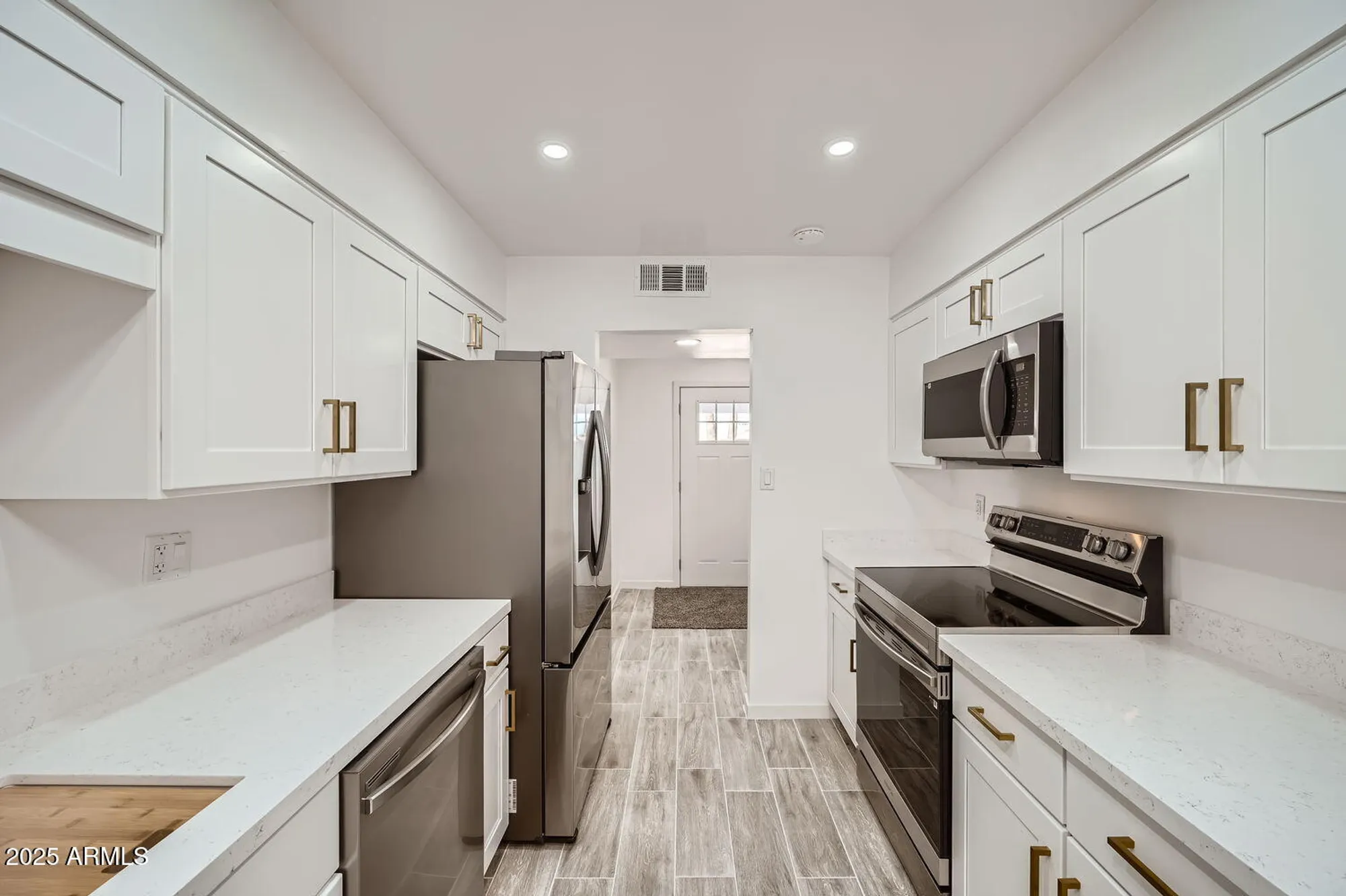 Property Slideshow image 10 of 24 | 12021 n riviera ct, Sun City, AZ, 85351