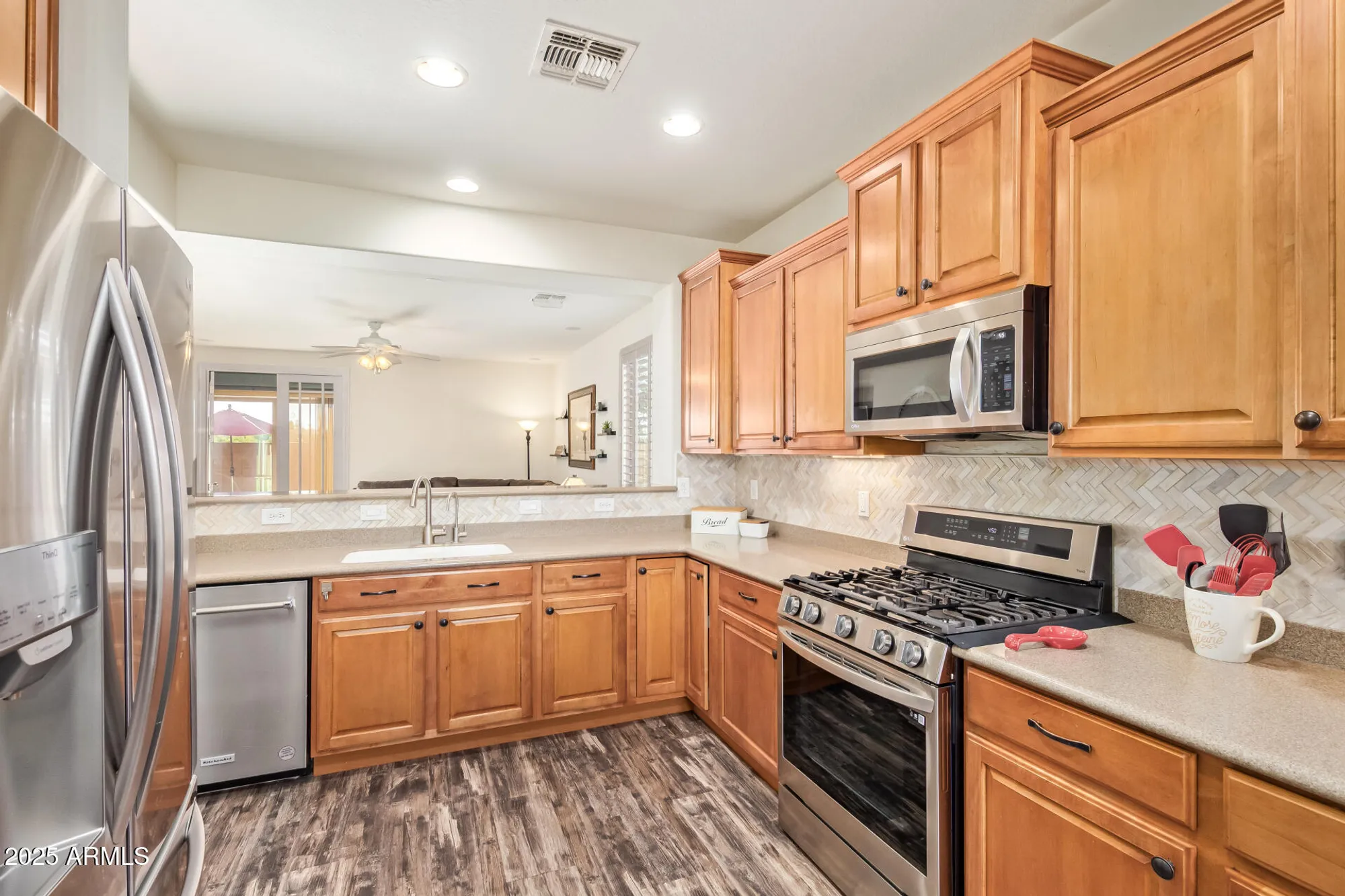 Property Slideshow image 14 of 60 | 30058 n jillian dr, San Tan Valley, AZ, 85143