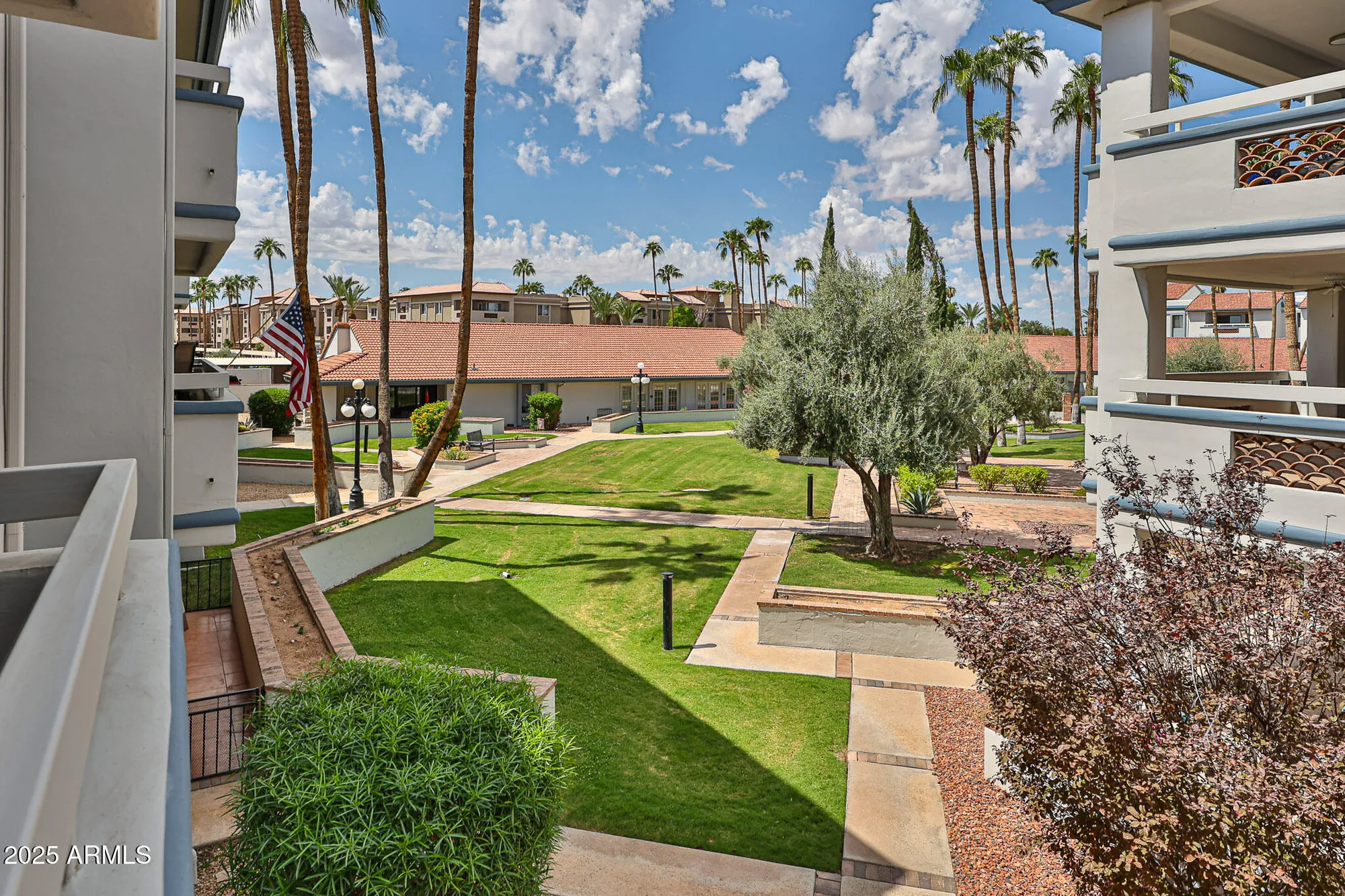 Property Slideshow image 5 of 29 | 17404 n 99th ave unit 232, Sun City, AZ, 85373