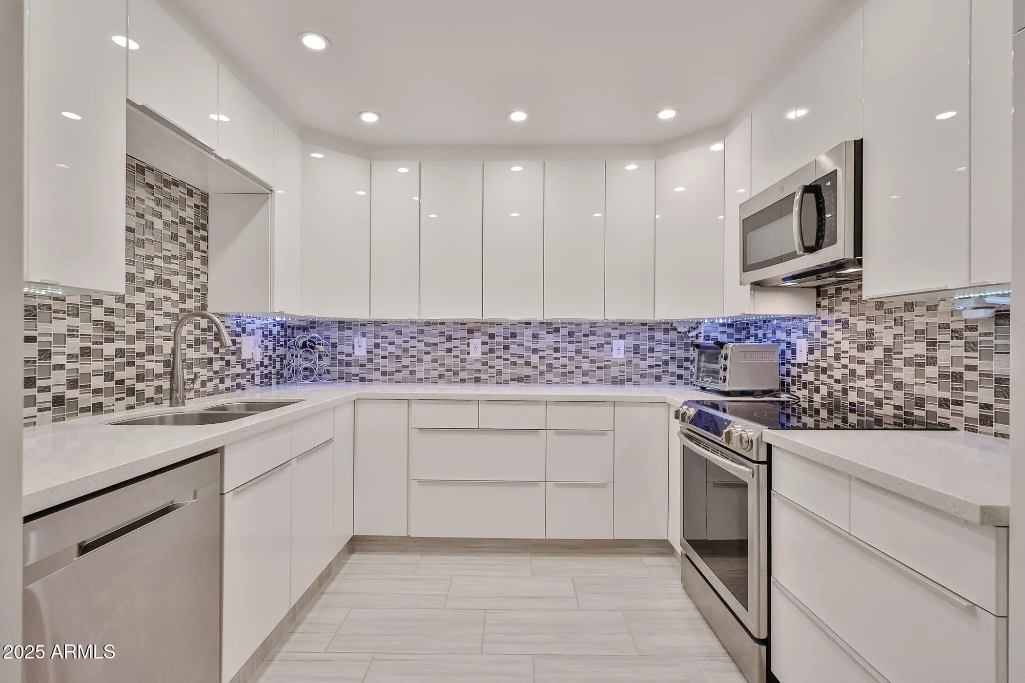 Property Slideshow image 1 of 29 | 17404 n 99th ave unit 232, Sun City, AZ, 85373