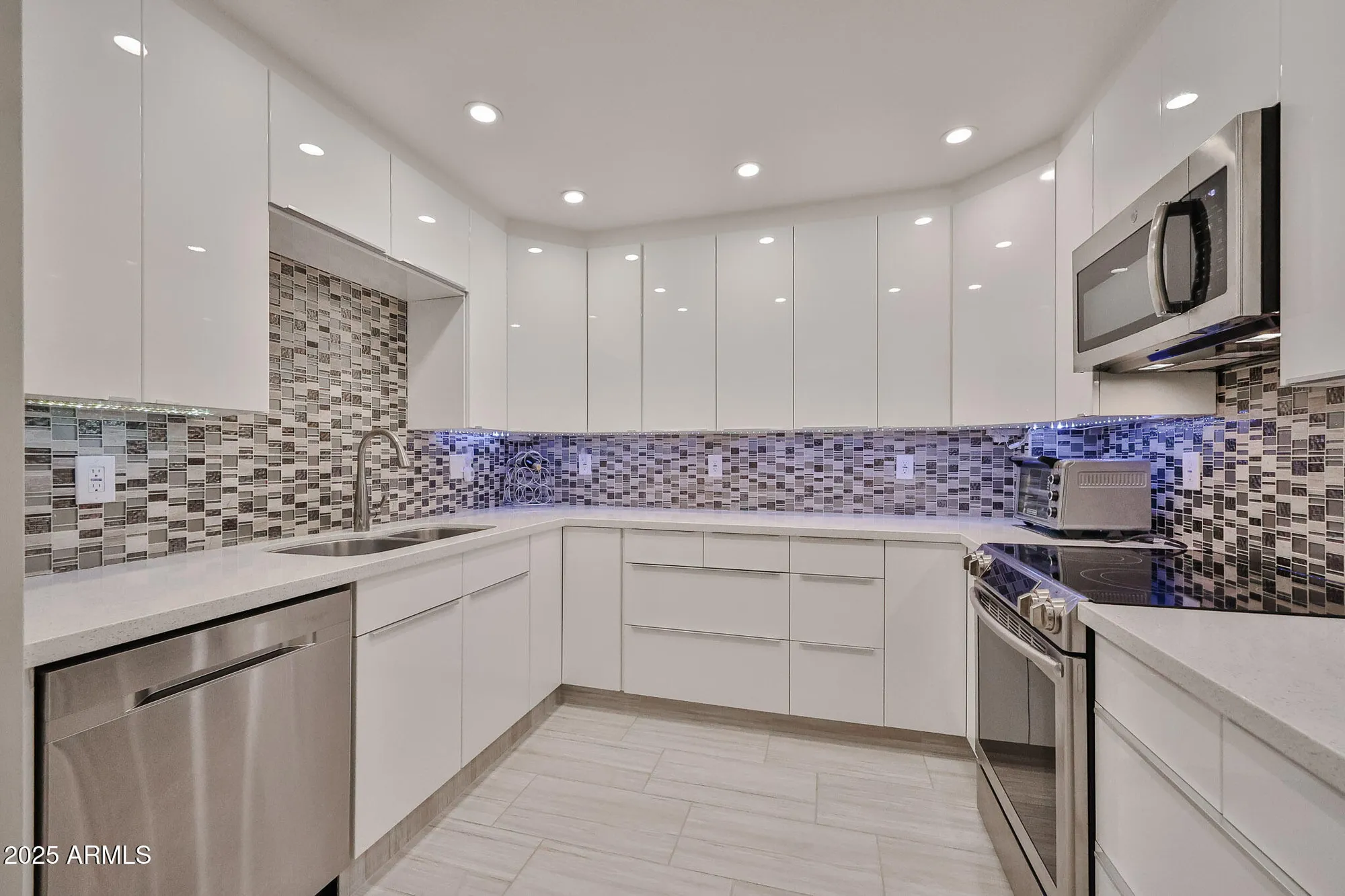 Property Slideshow image 8 of 29 | 17404 n 99th ave unit 232, Sun City, AZ, 85373