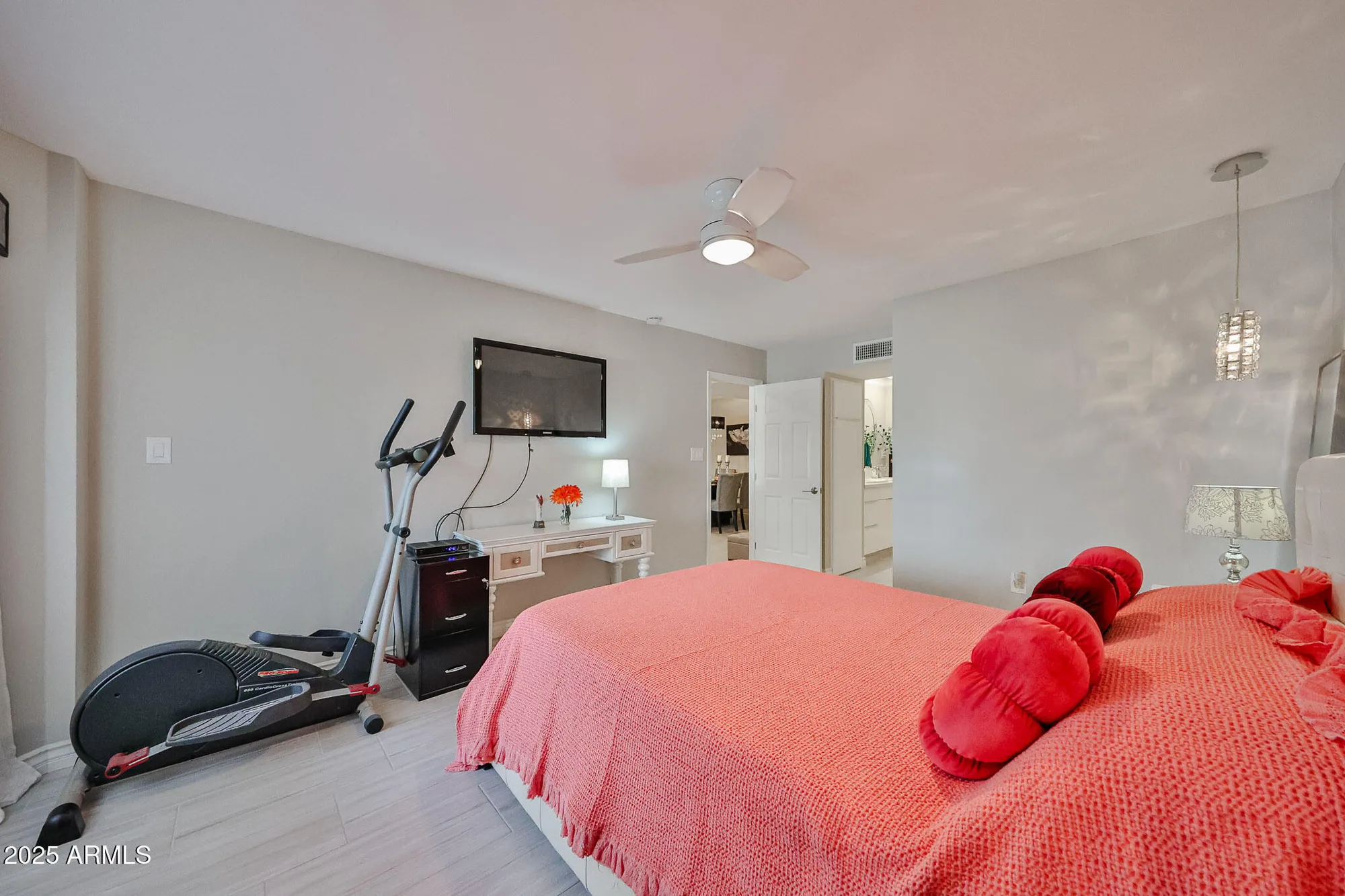 Property Slideshow image 16 of 29 | 17404 n 99th ave unit 232, Sun City, AZ, 85373